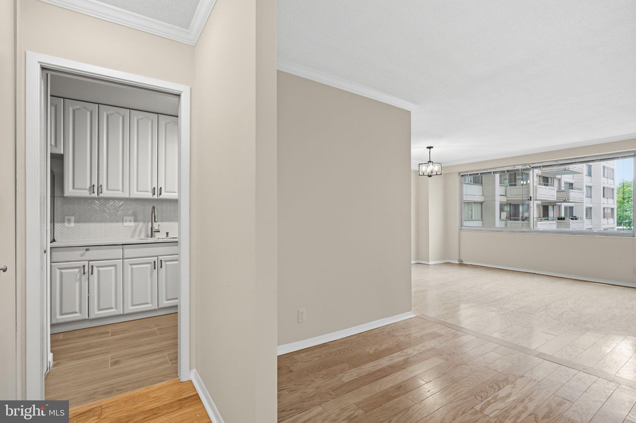 4515 WILLARD AVENUE 616S