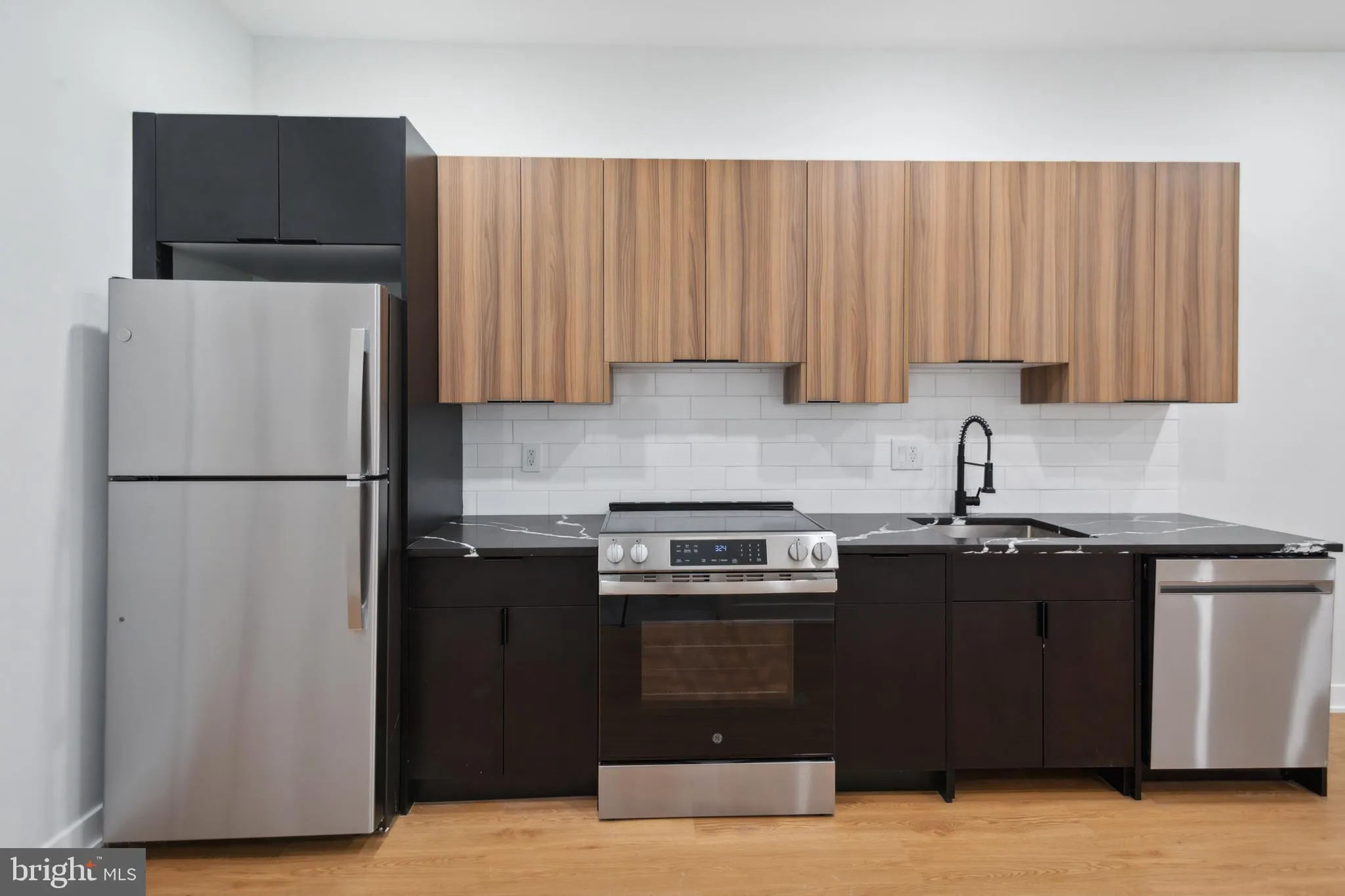 Philadelphia, Pennsylvania 19104, United States, 1 Bedroom Bedrooms, ,1 BathroomBathrooms,Residential,Pending,119529
