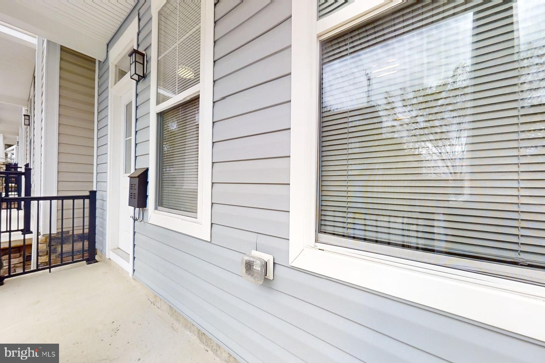 59 49TH STREET SE