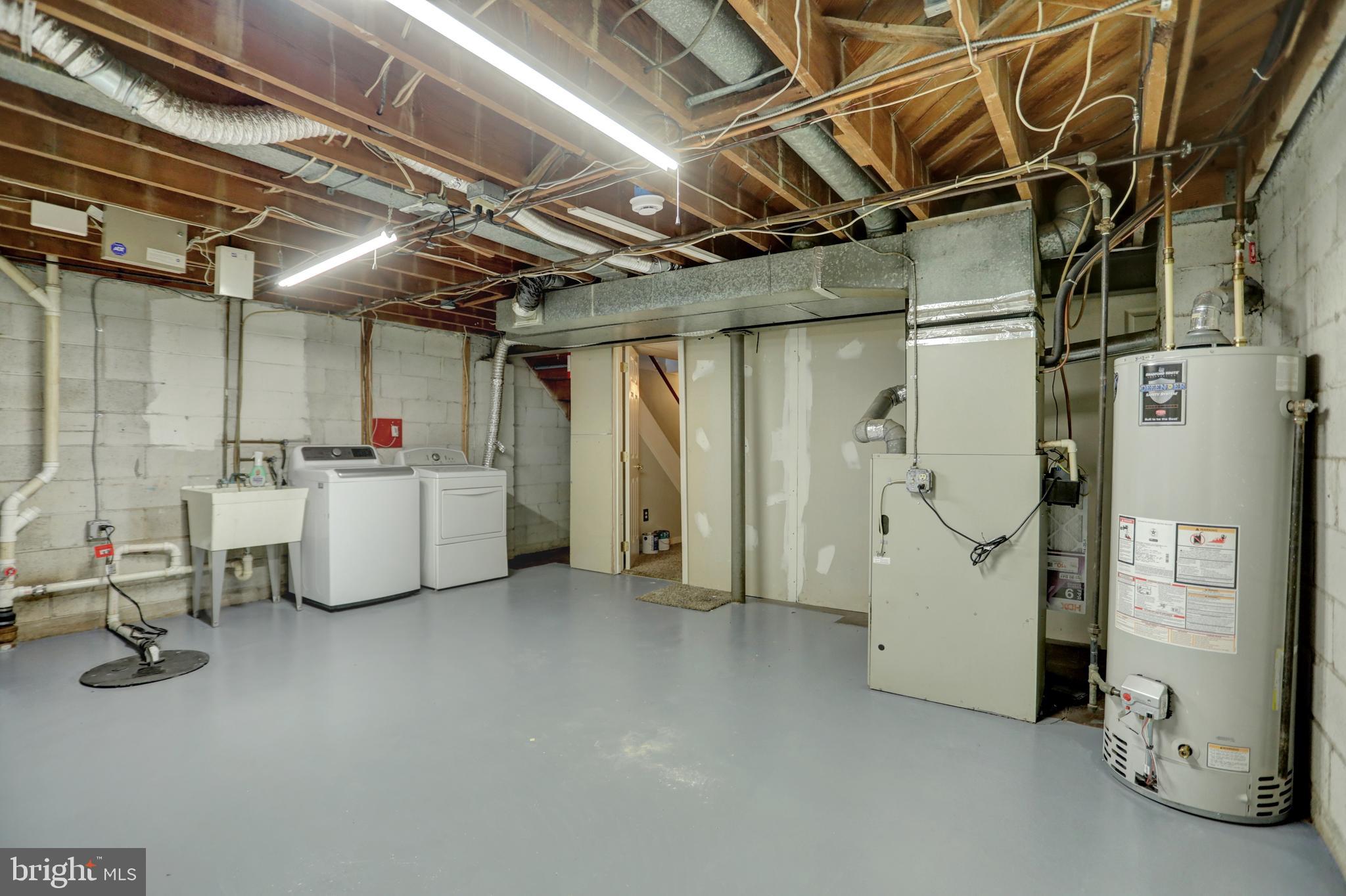 STONERIDGE - Residential Lease