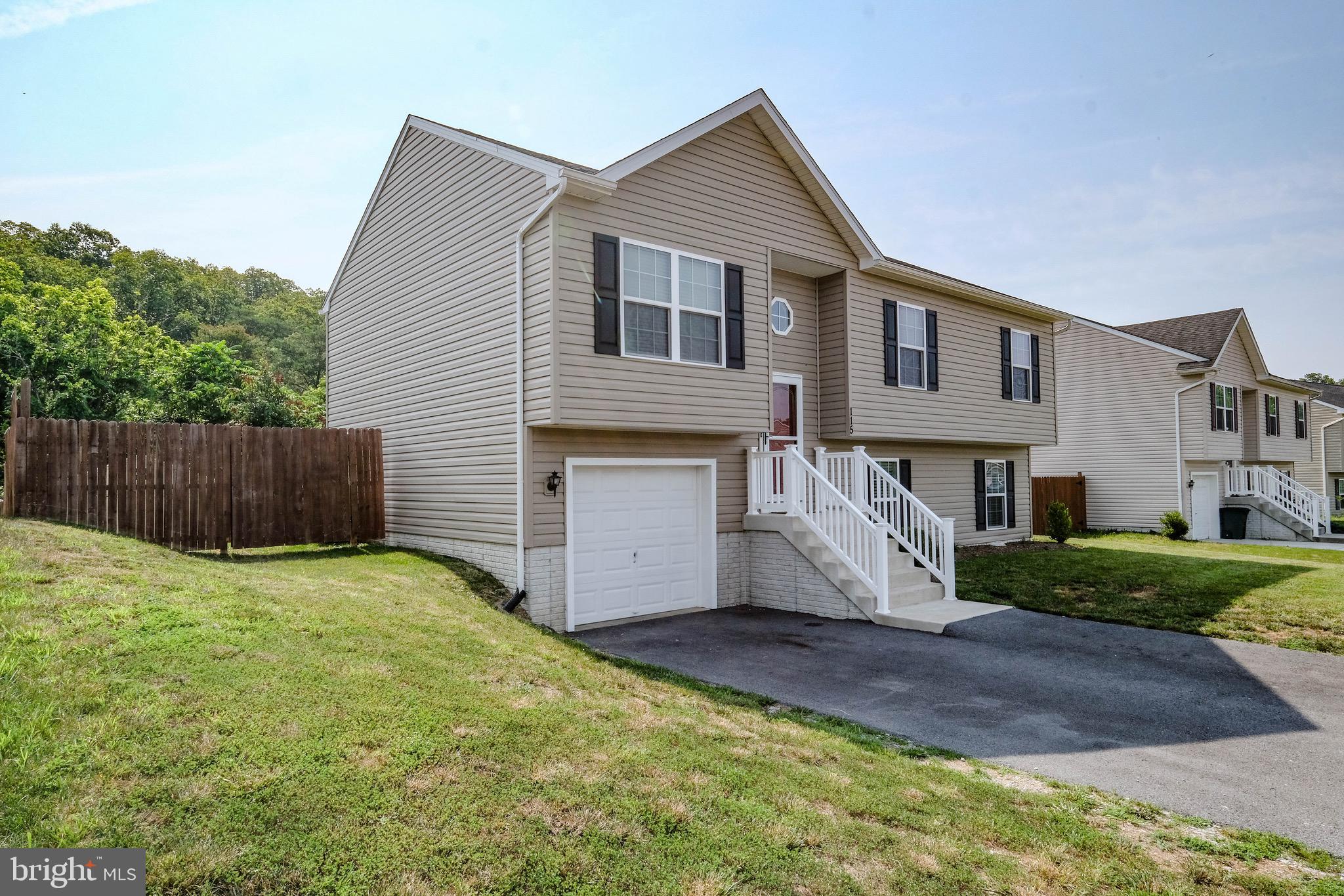 INWOOD MEADOWS - Residential