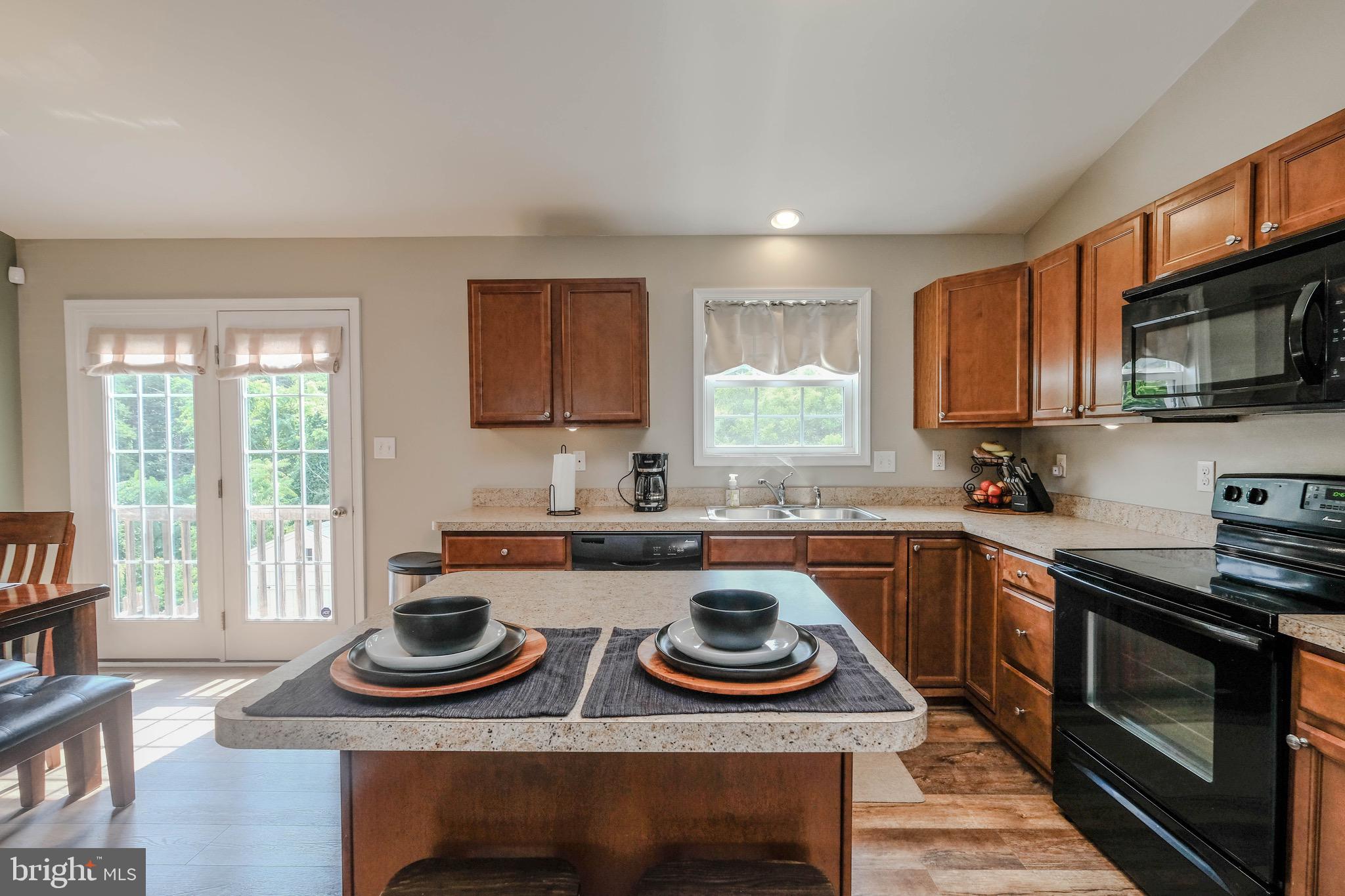 INWOOD MEADOWS - Residential