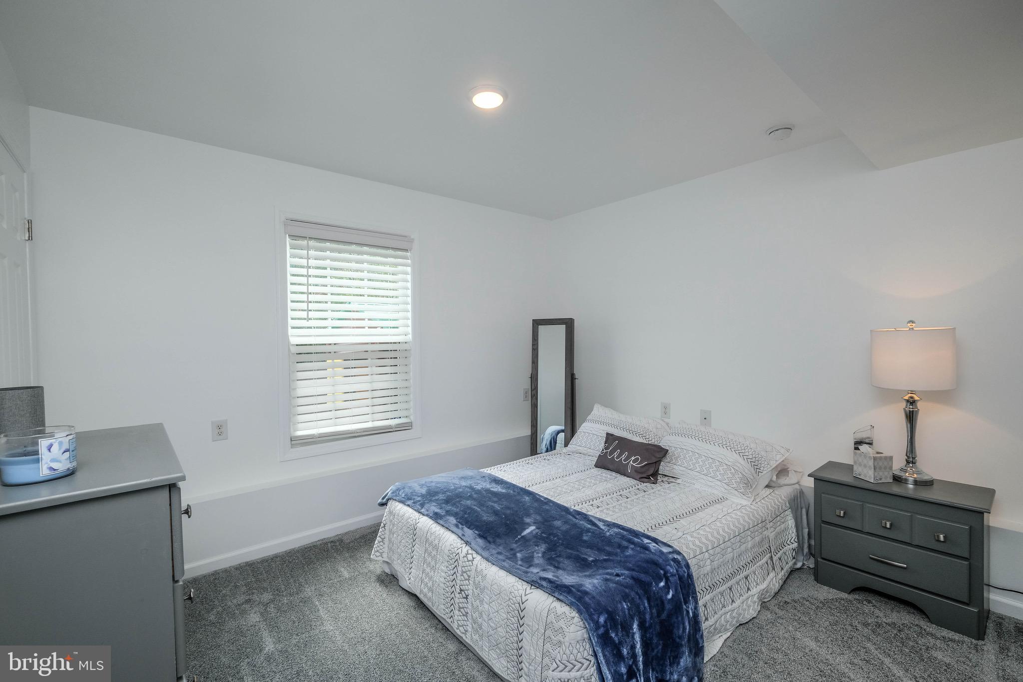 INWOOD MEADOWS - Residential