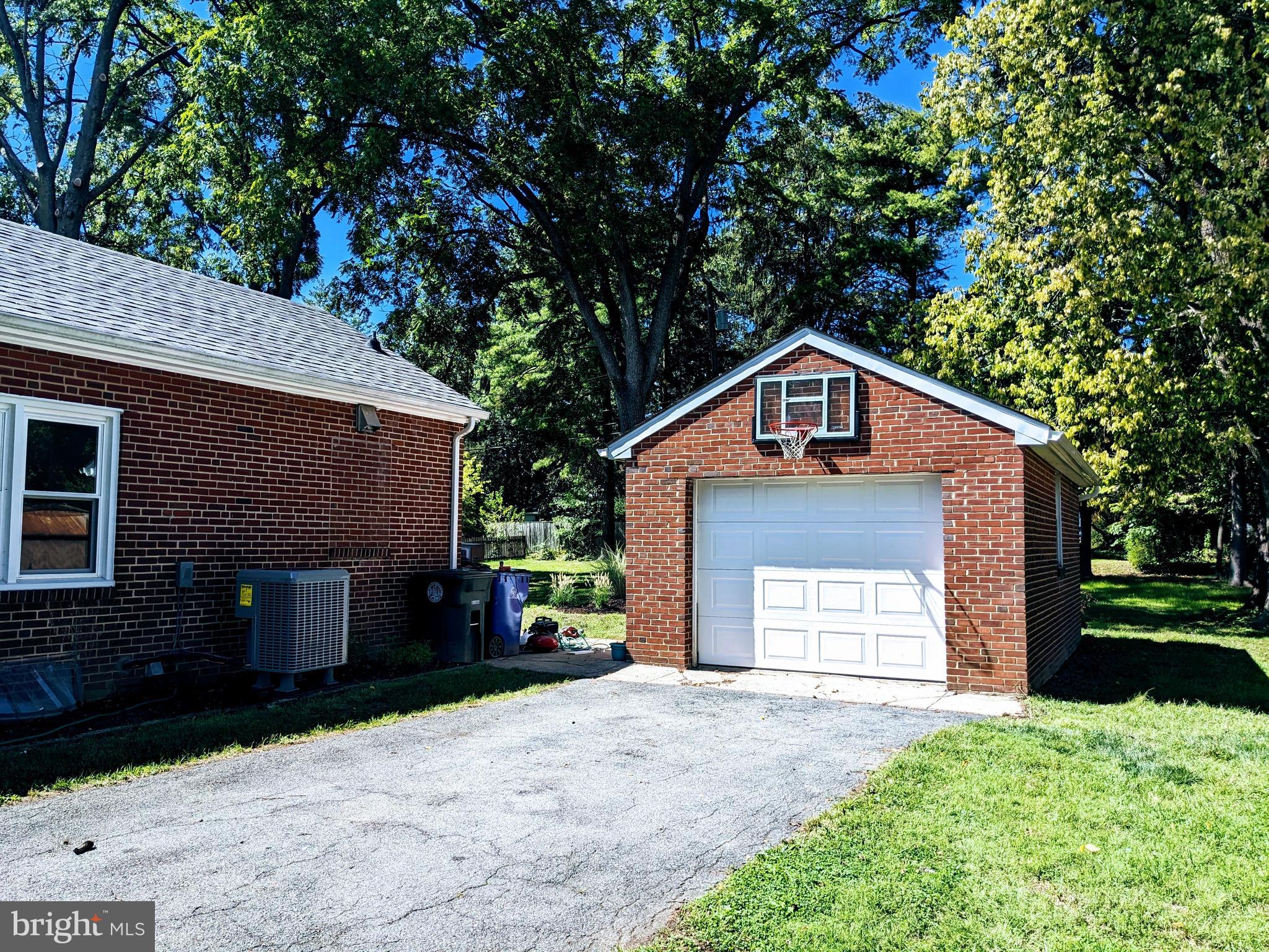 VILLA ESTATES - Residential