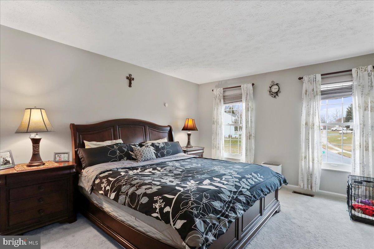 EAGLEHEAD SUMMERFIELD - Residential