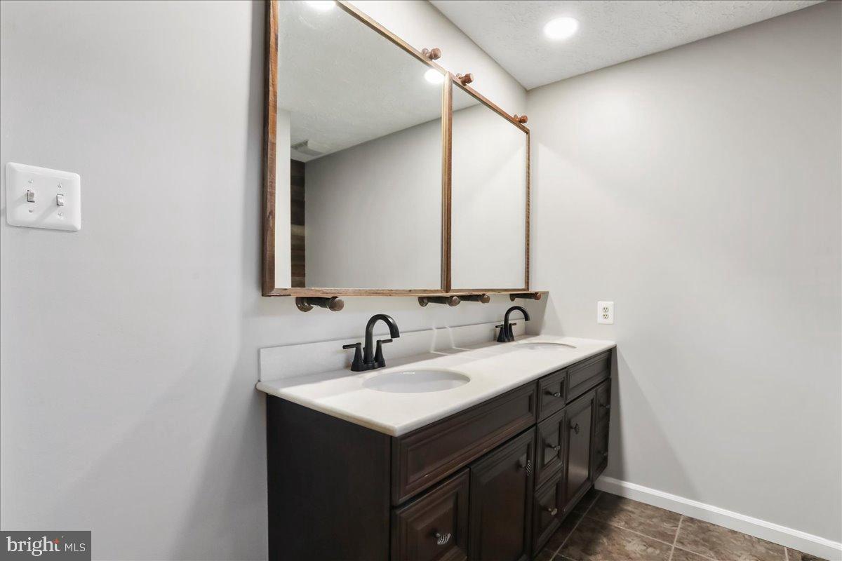 EAGLEHEAD SUMMERFIELD - Residential