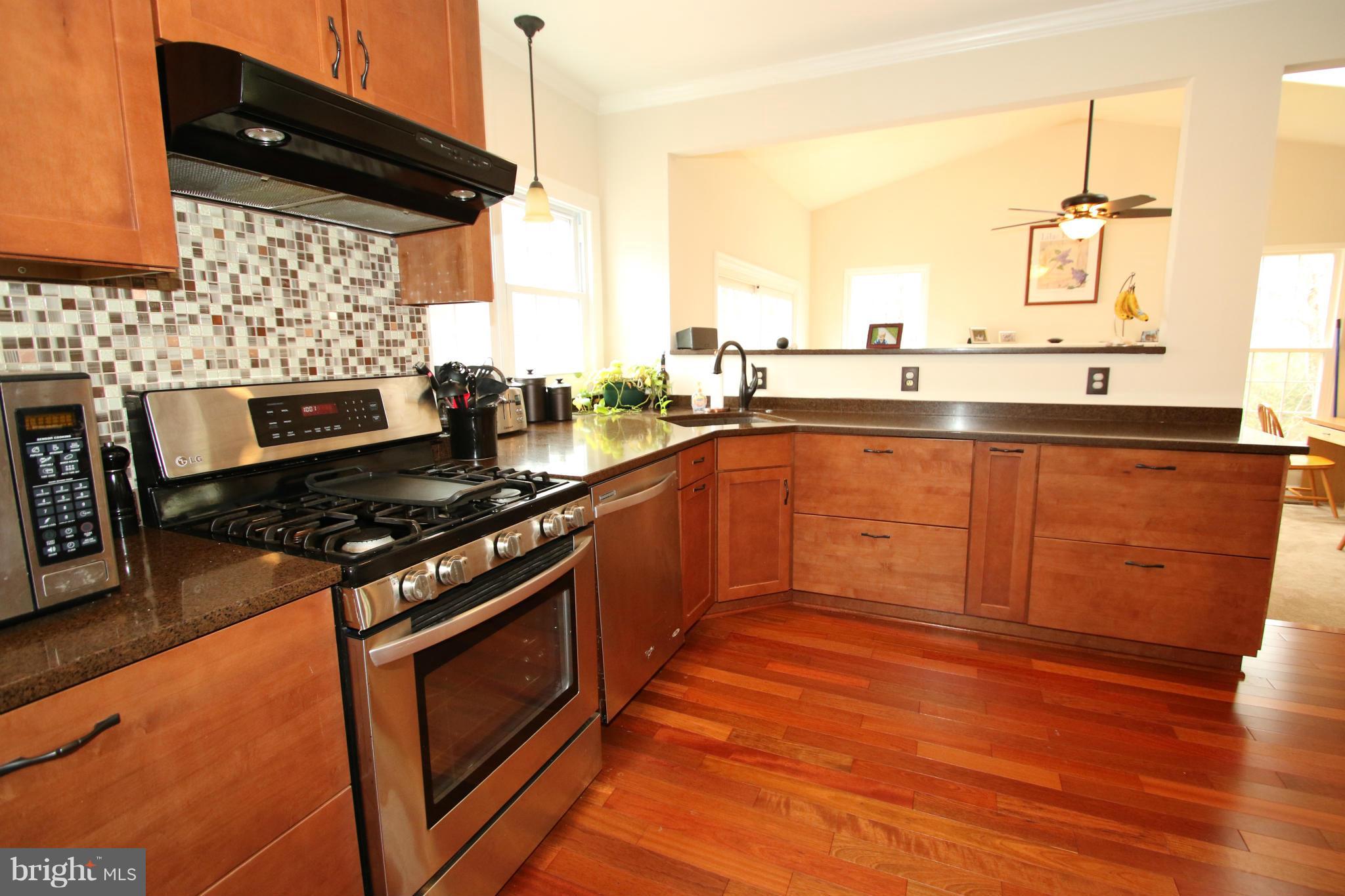 WOODSTONE - Residential