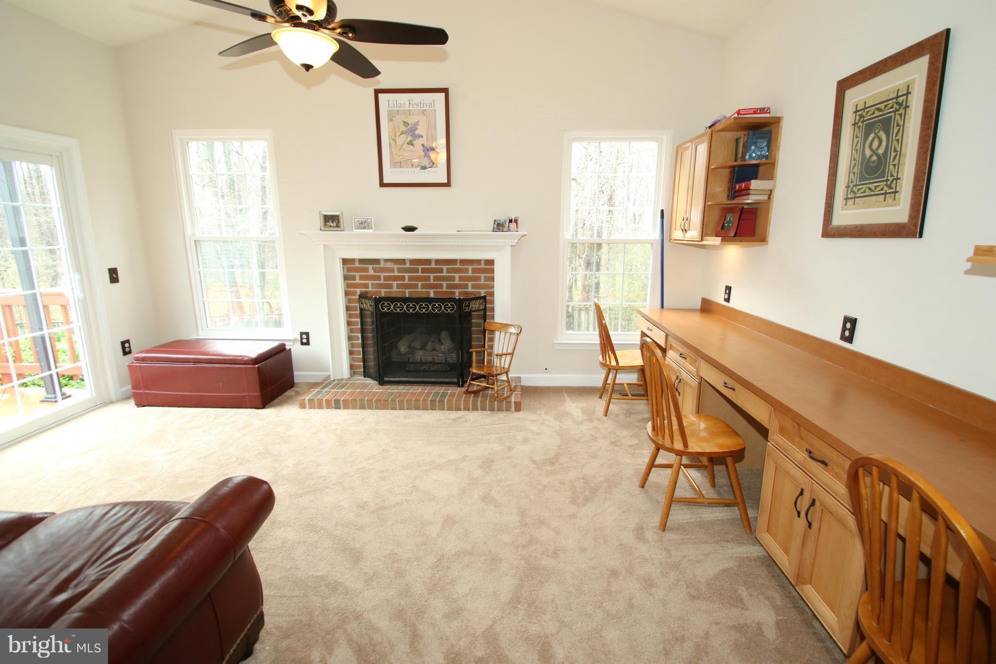 WOODSTONE - Residential