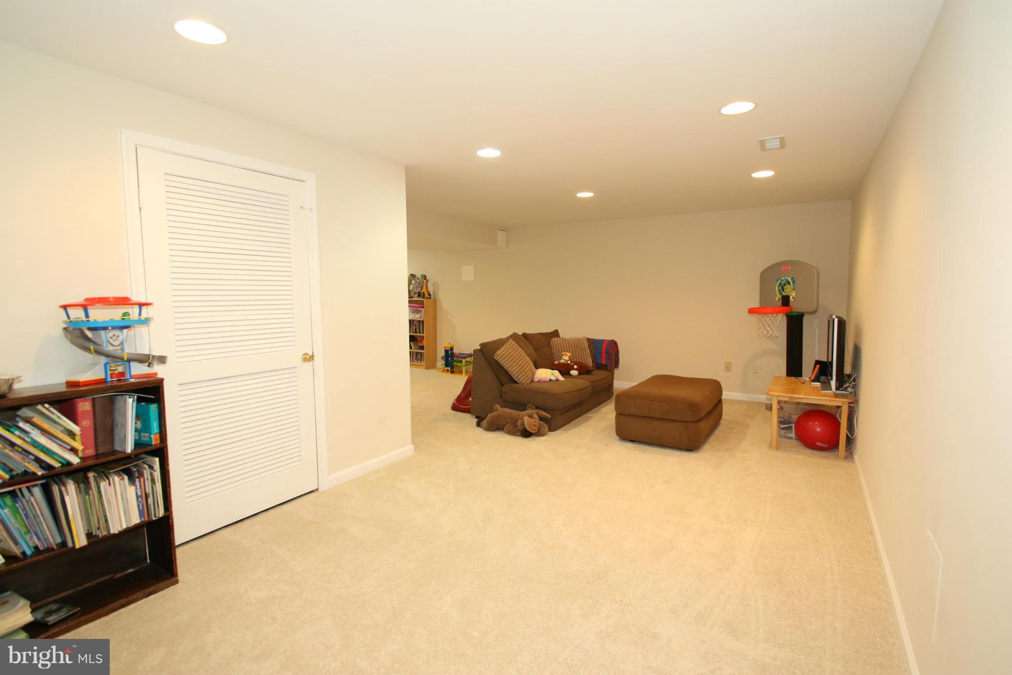 WOODSTONE - Residential