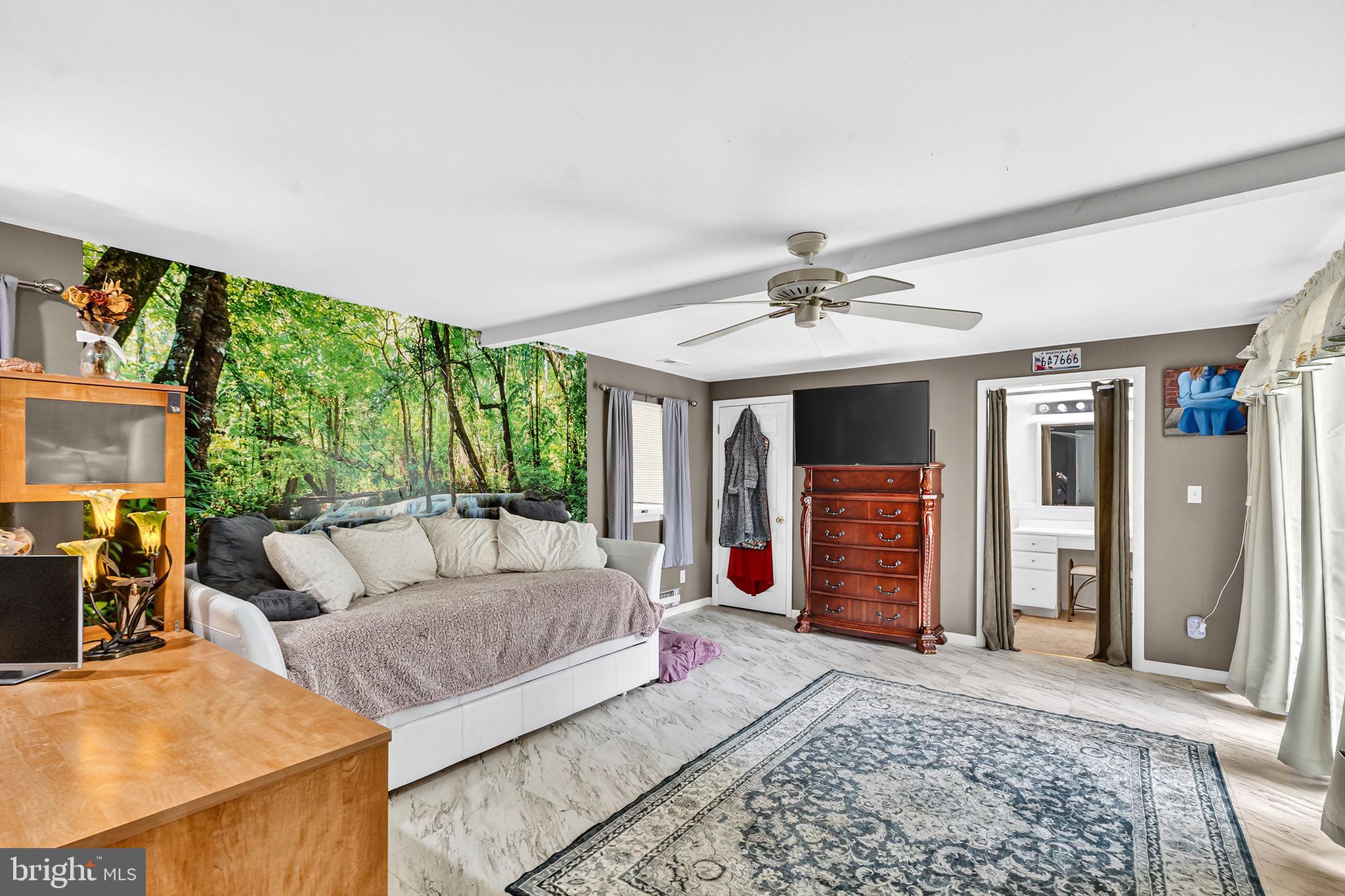 ROMANCOKE ON THE BAY - Residential