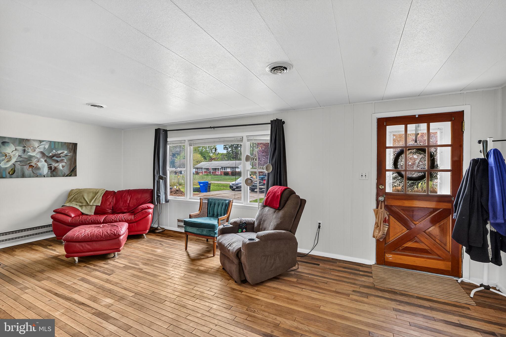 ROMANCOKE ON THE BAY - Residential