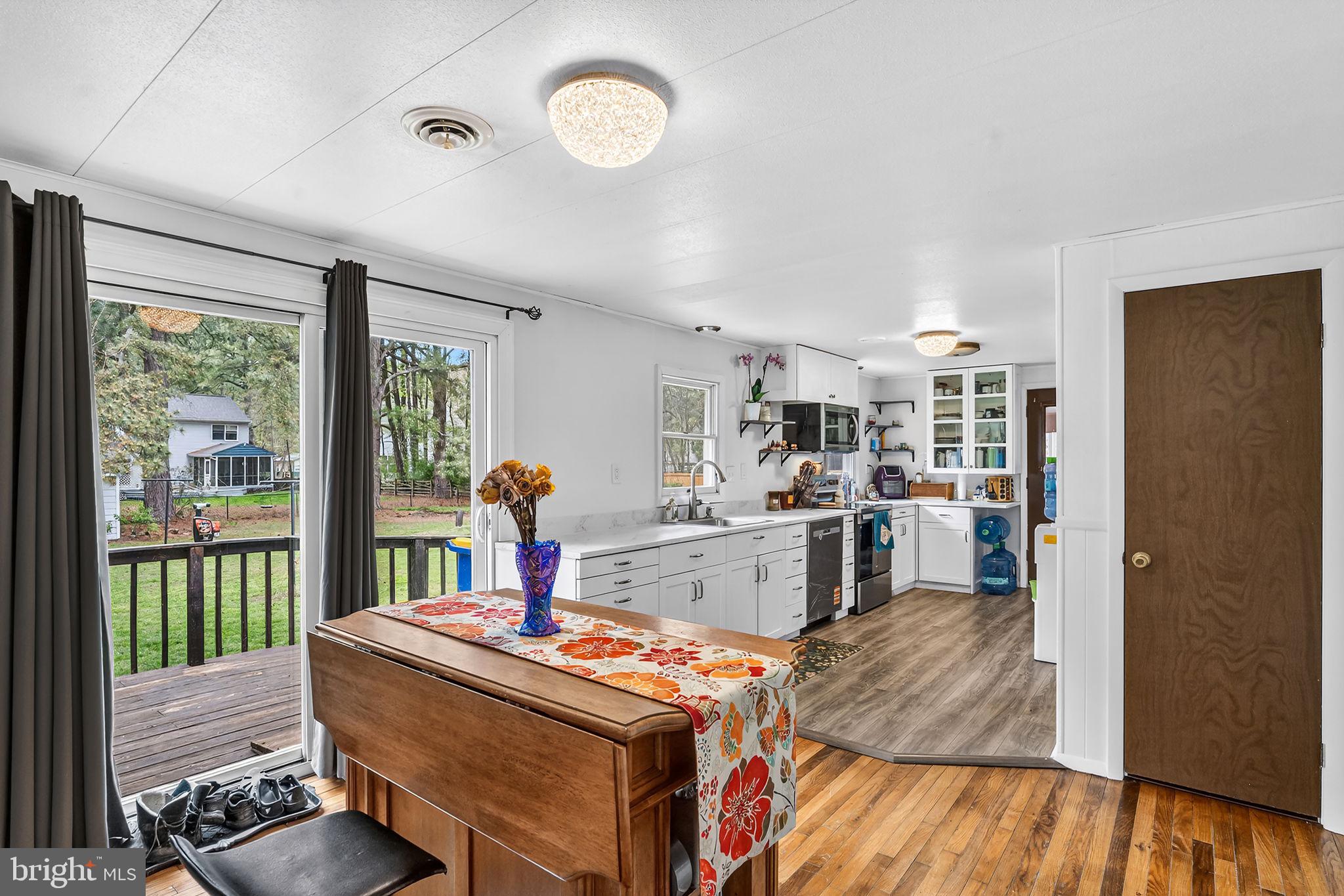 ROMANCOKE ON THE BAY - Residential