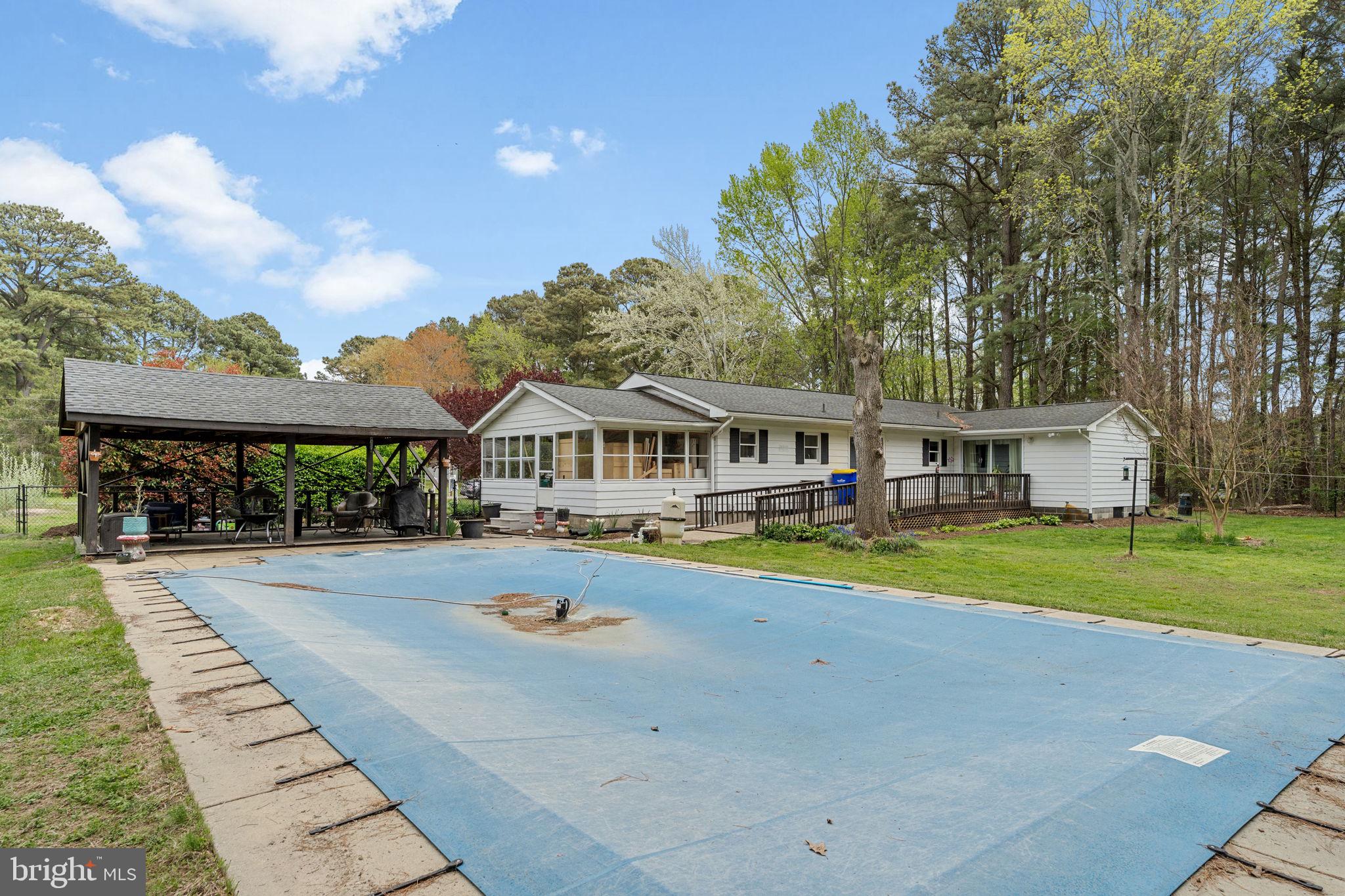 ROMANCOKE ON THE BAY - Residential