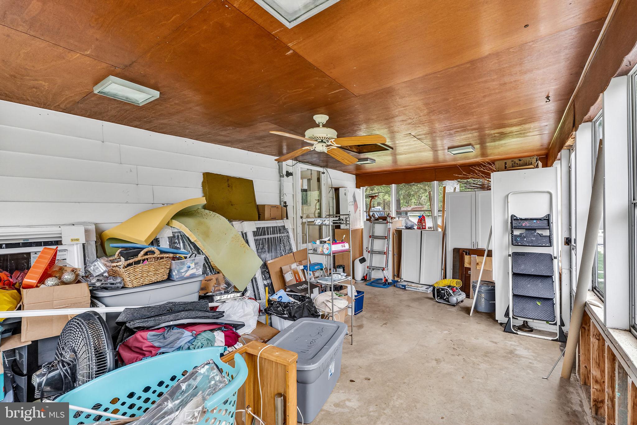 ROMANCOKE ON THE BAY - Residential