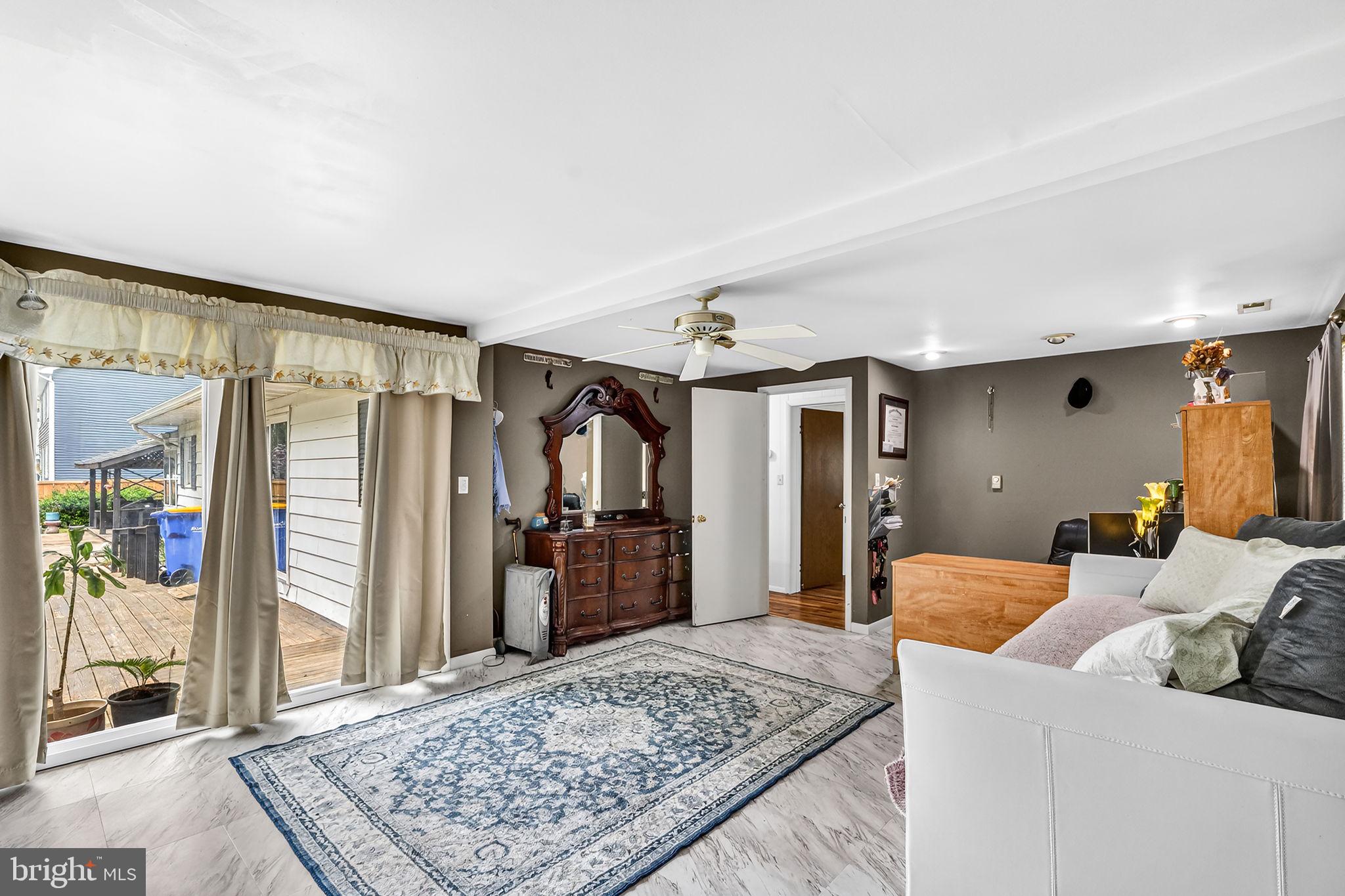 ROMANCOKE ON THE BAY - Residential