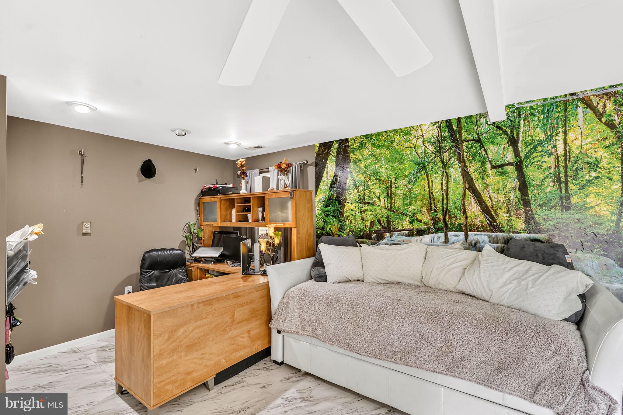 ROMANCOKE ON THE BAY - Residential