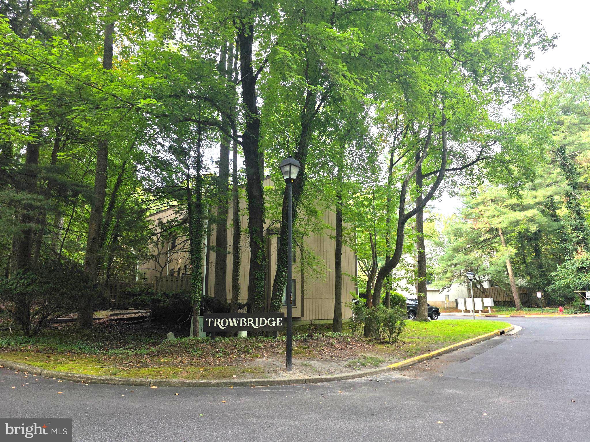 35 HARWOOD LANE DD