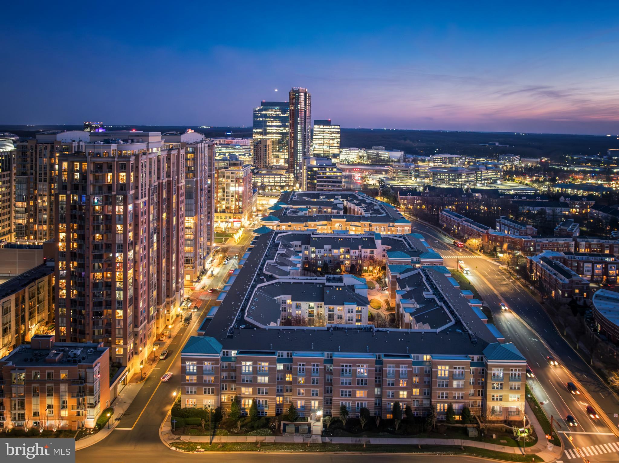 SAVOY AT RESTON TOWN CENTER - Residential