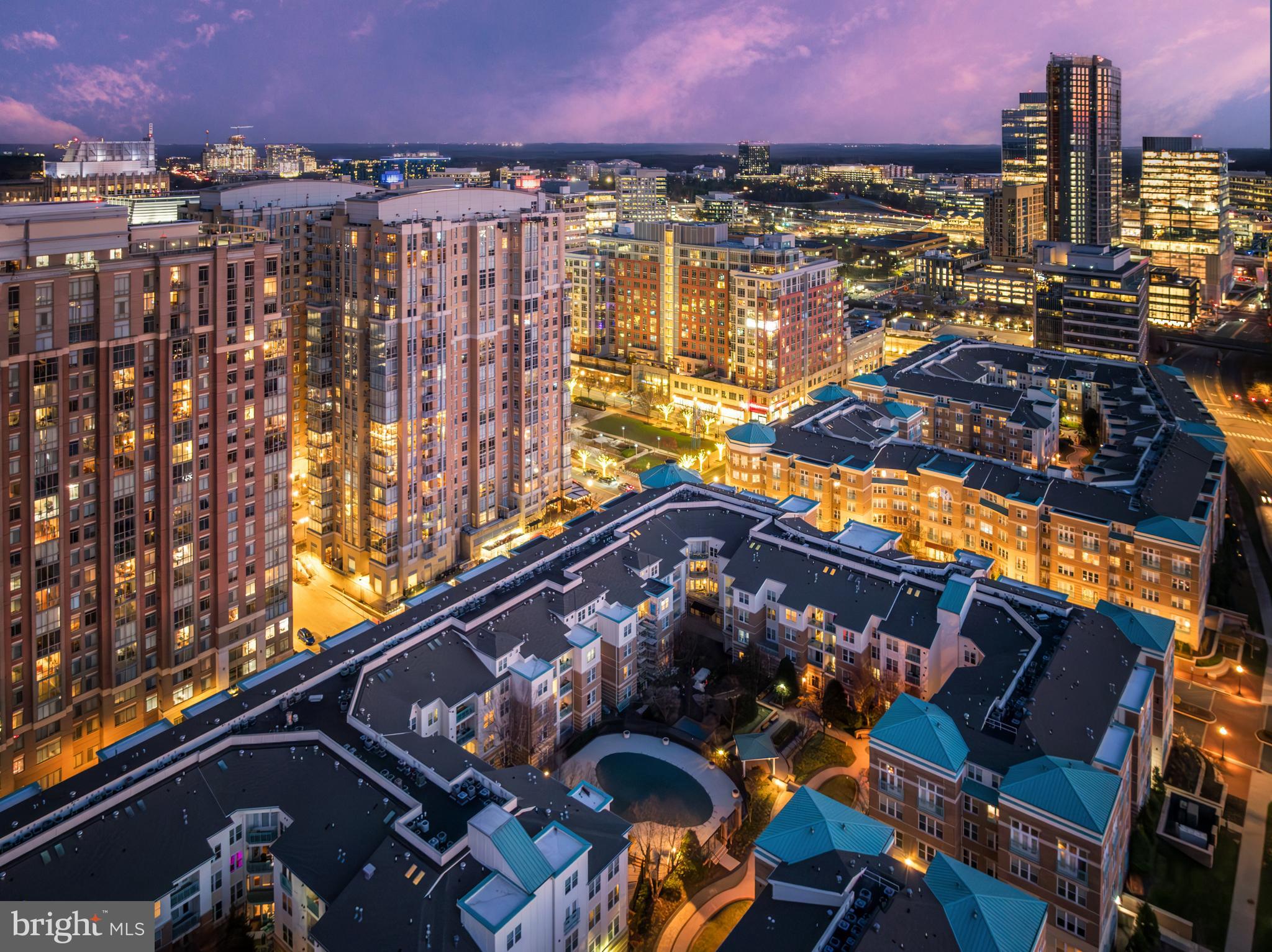 SAVOY AT RESTON TOWN CENTER - Residential