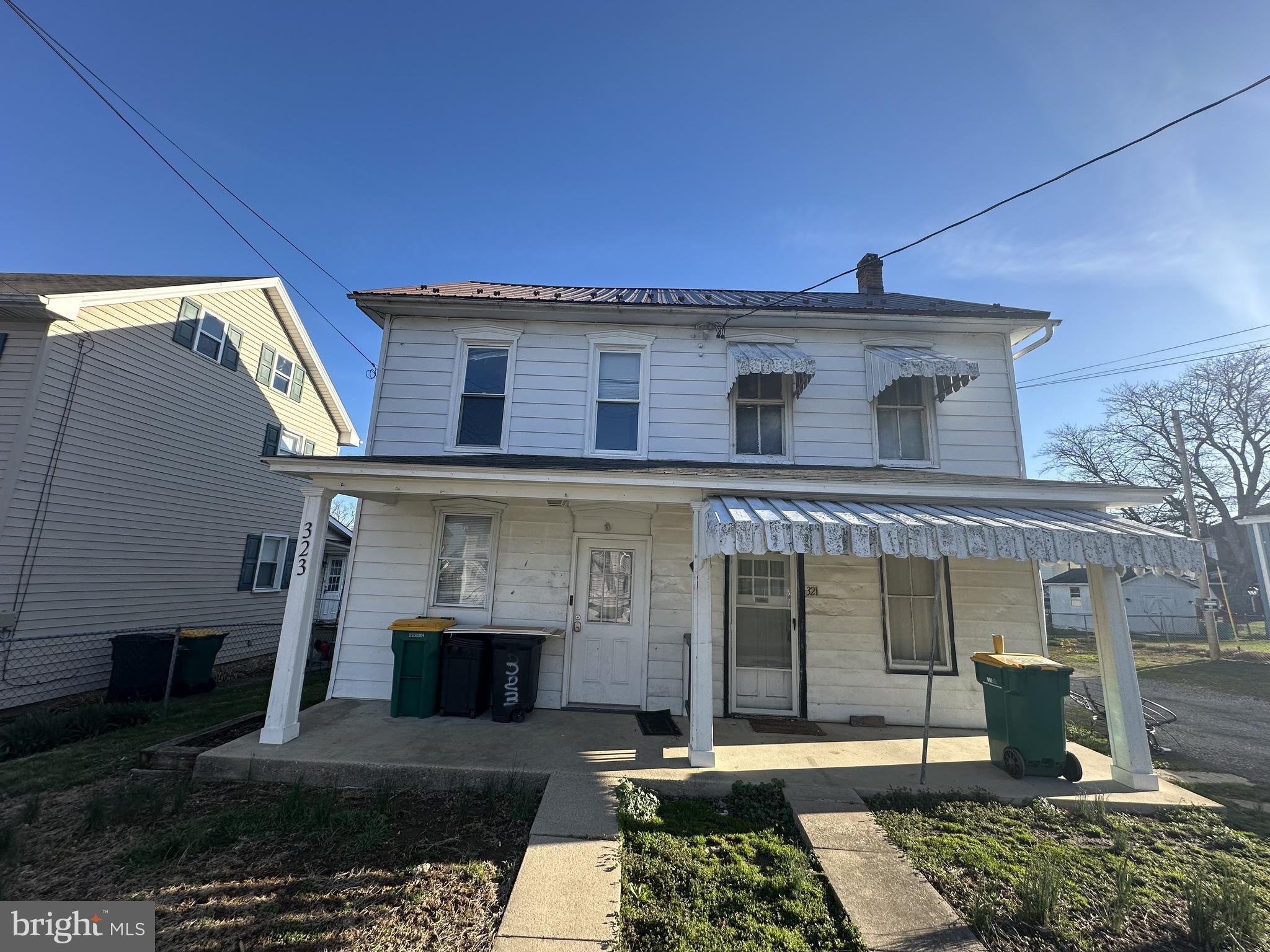 319/321/323 W NORTH STREET