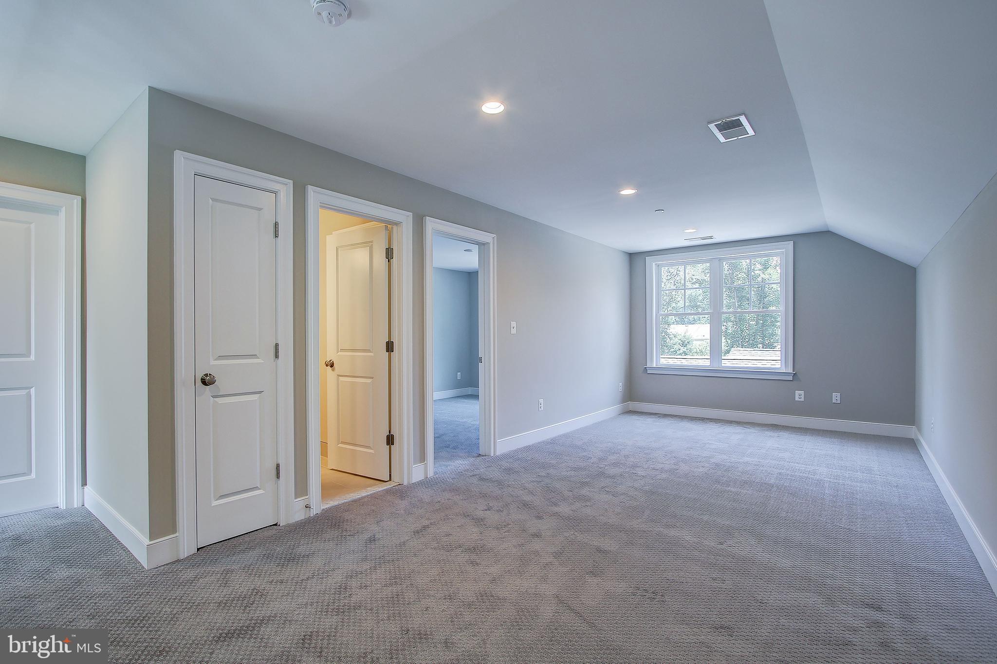 NORTH BETHESDA GROVE - Residential