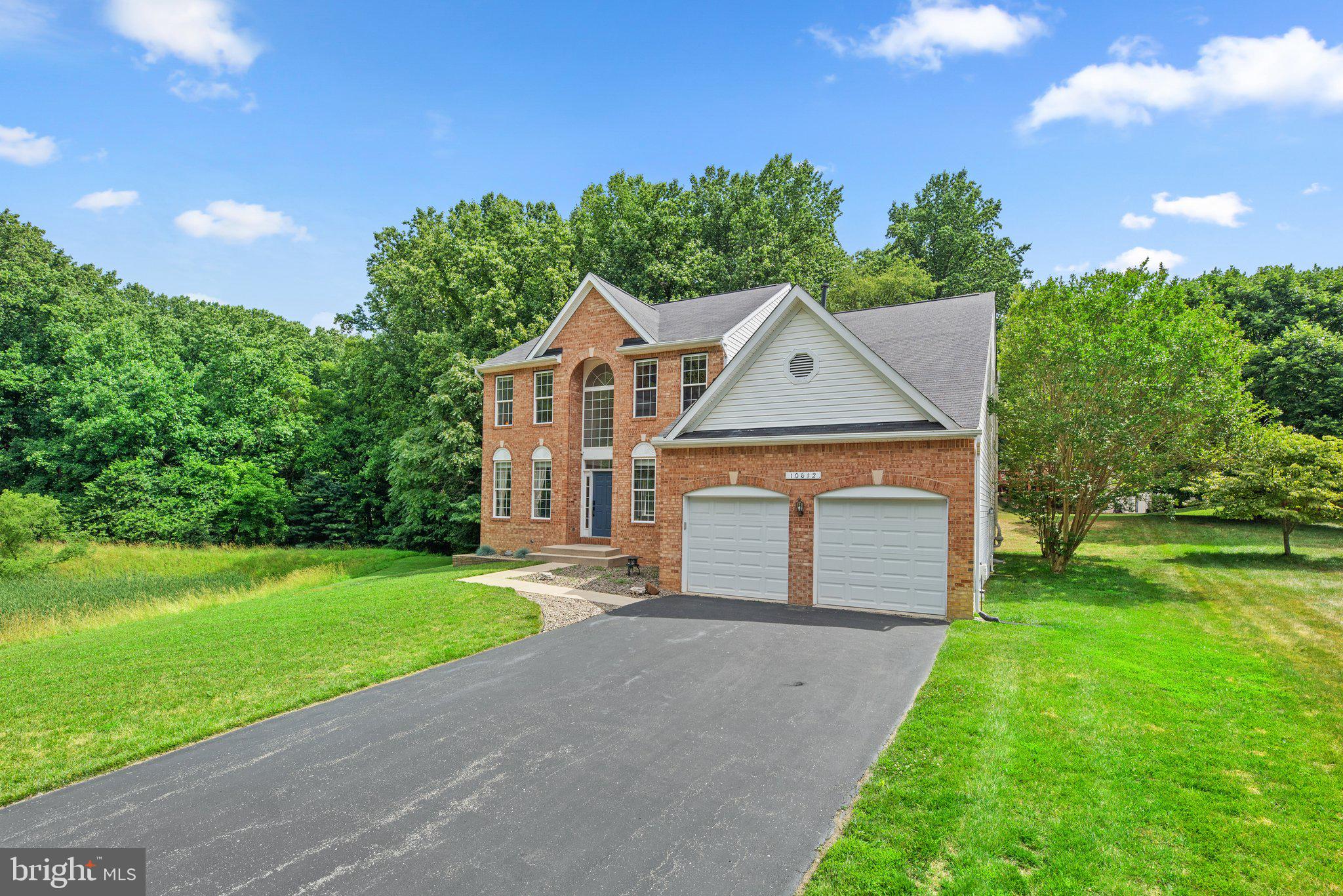 HAMMOND MANOR - Residential