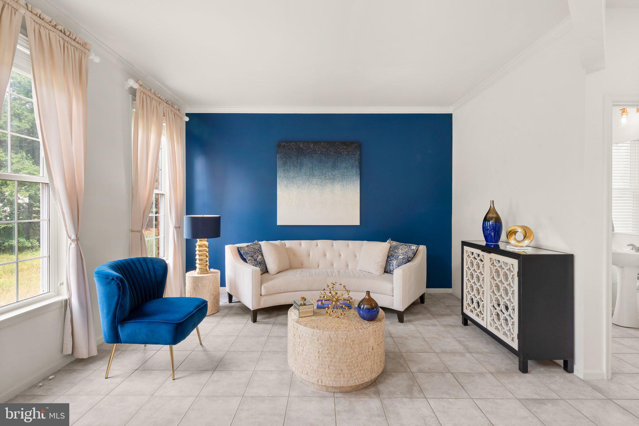 HAMMOND MANOR - Residential