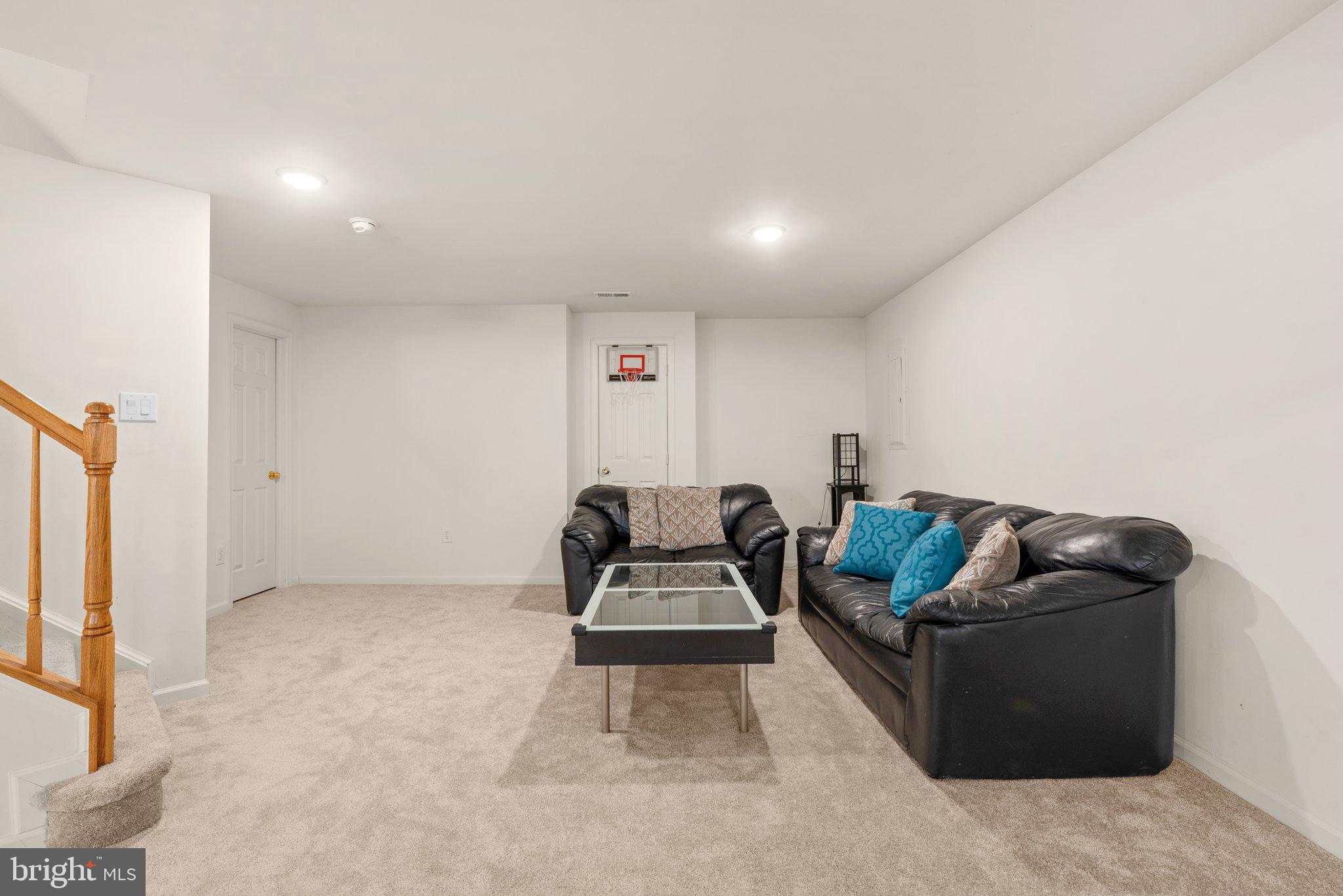 HAMMOND MANOR - Residential