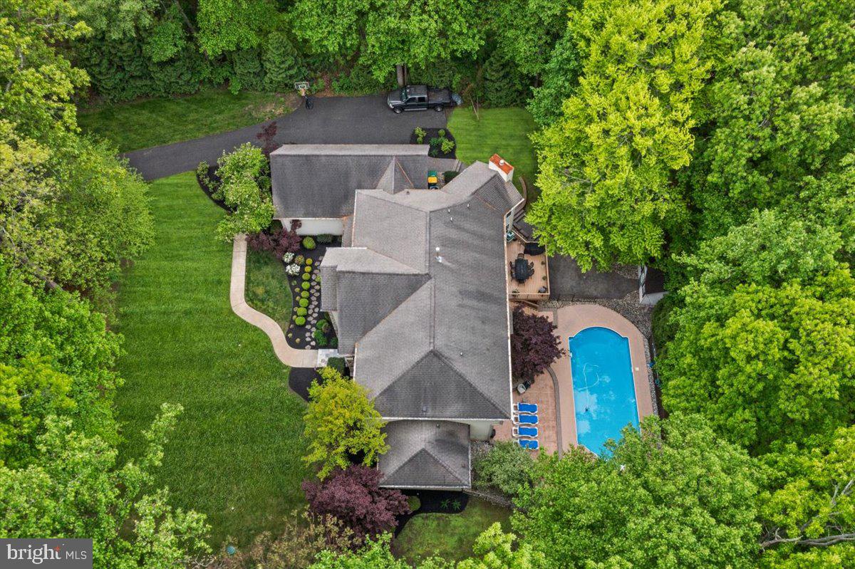 17 WATERVIEW DRIVE