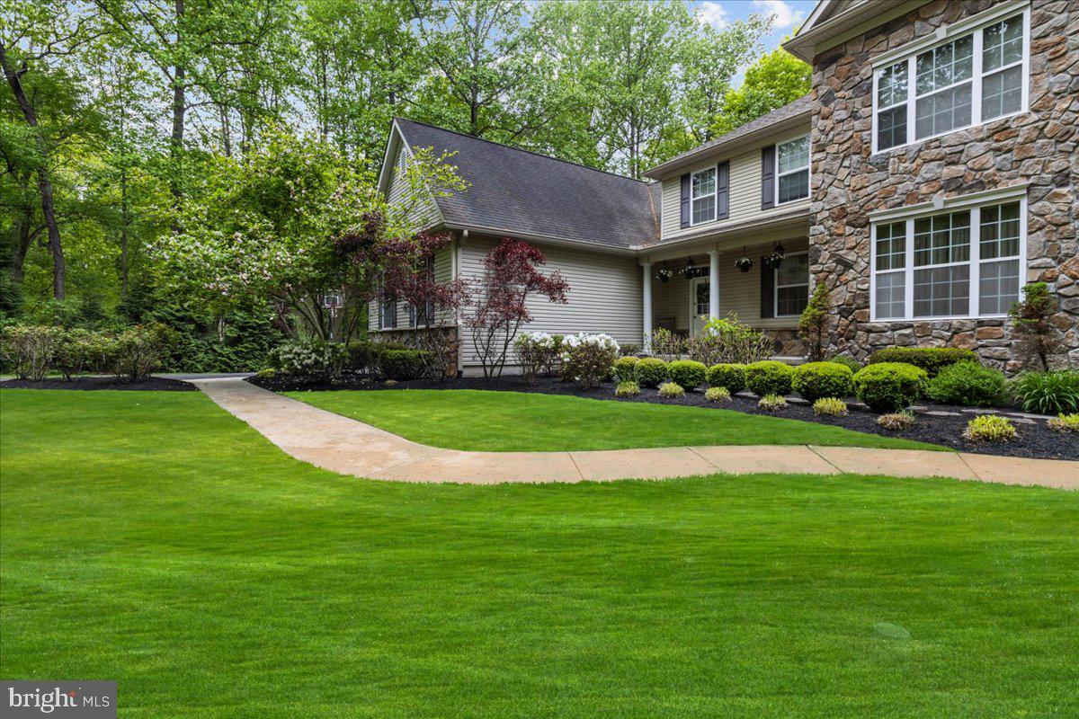 17 WATERVIEW DRIVE