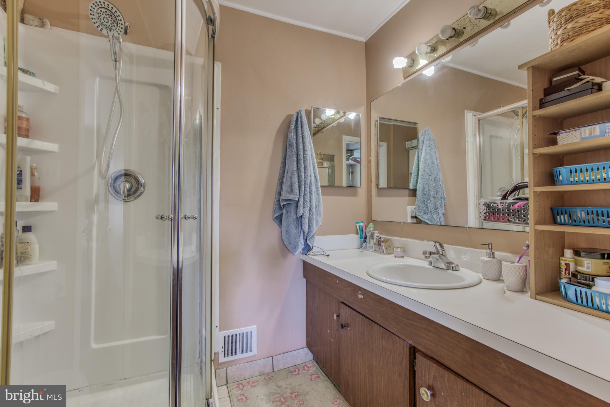 DONCASTER VILLAGE - Residential