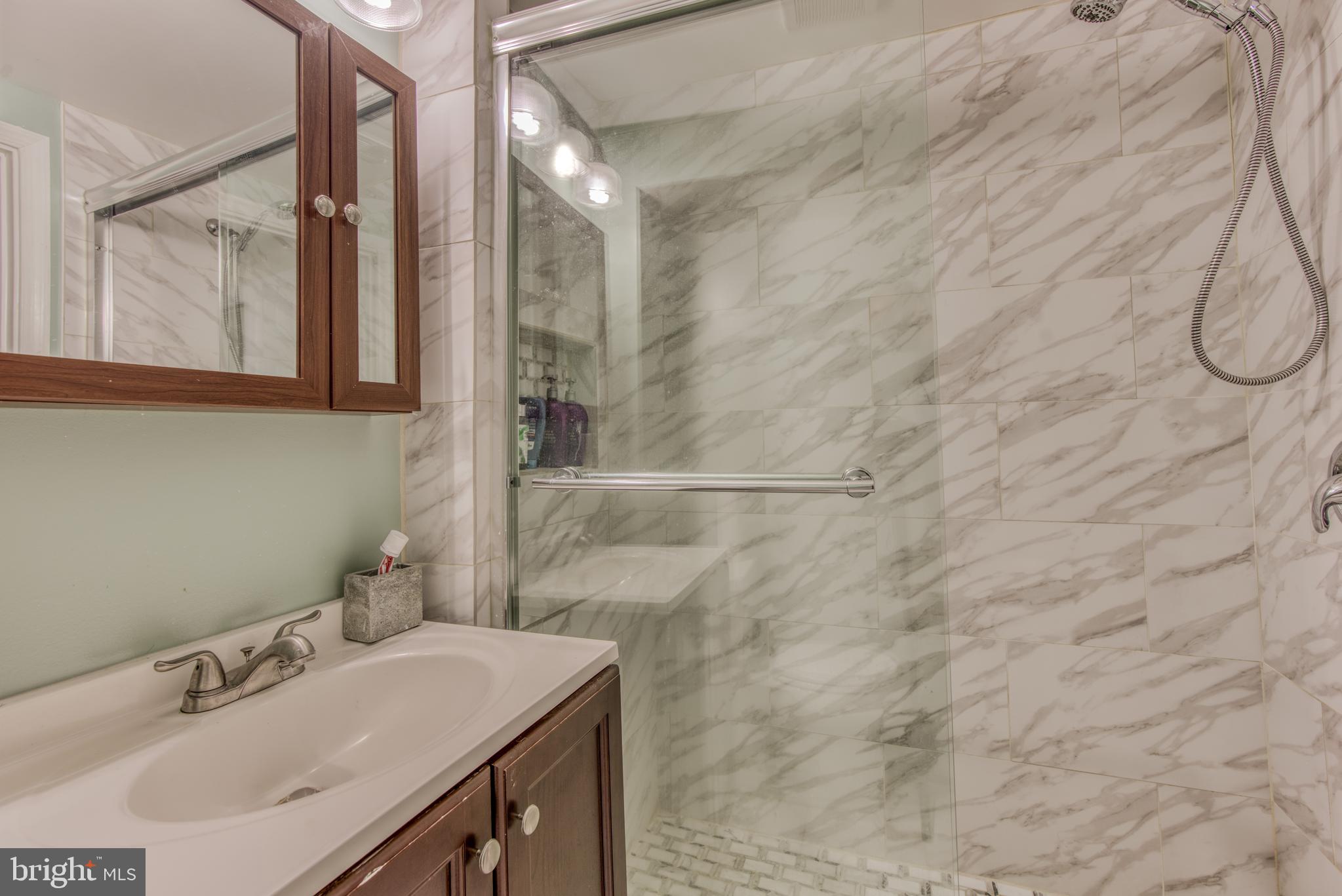 DONCASTER VILLAGE - Residential