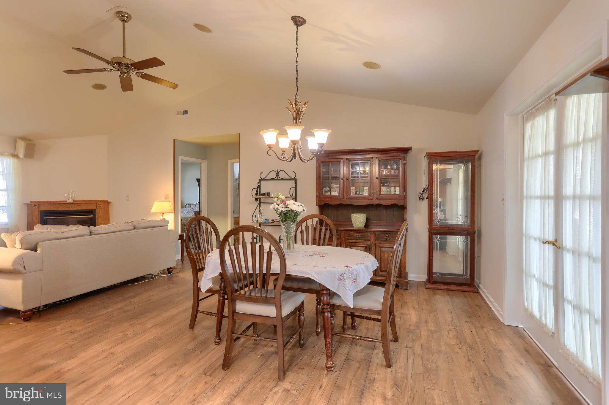 ARBOR GATE - Residential