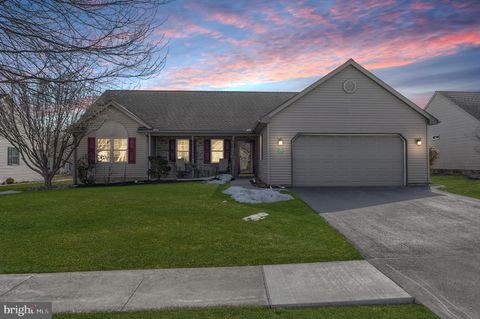 34 SCENIC DRIVE MYERSTOWN PA 17067