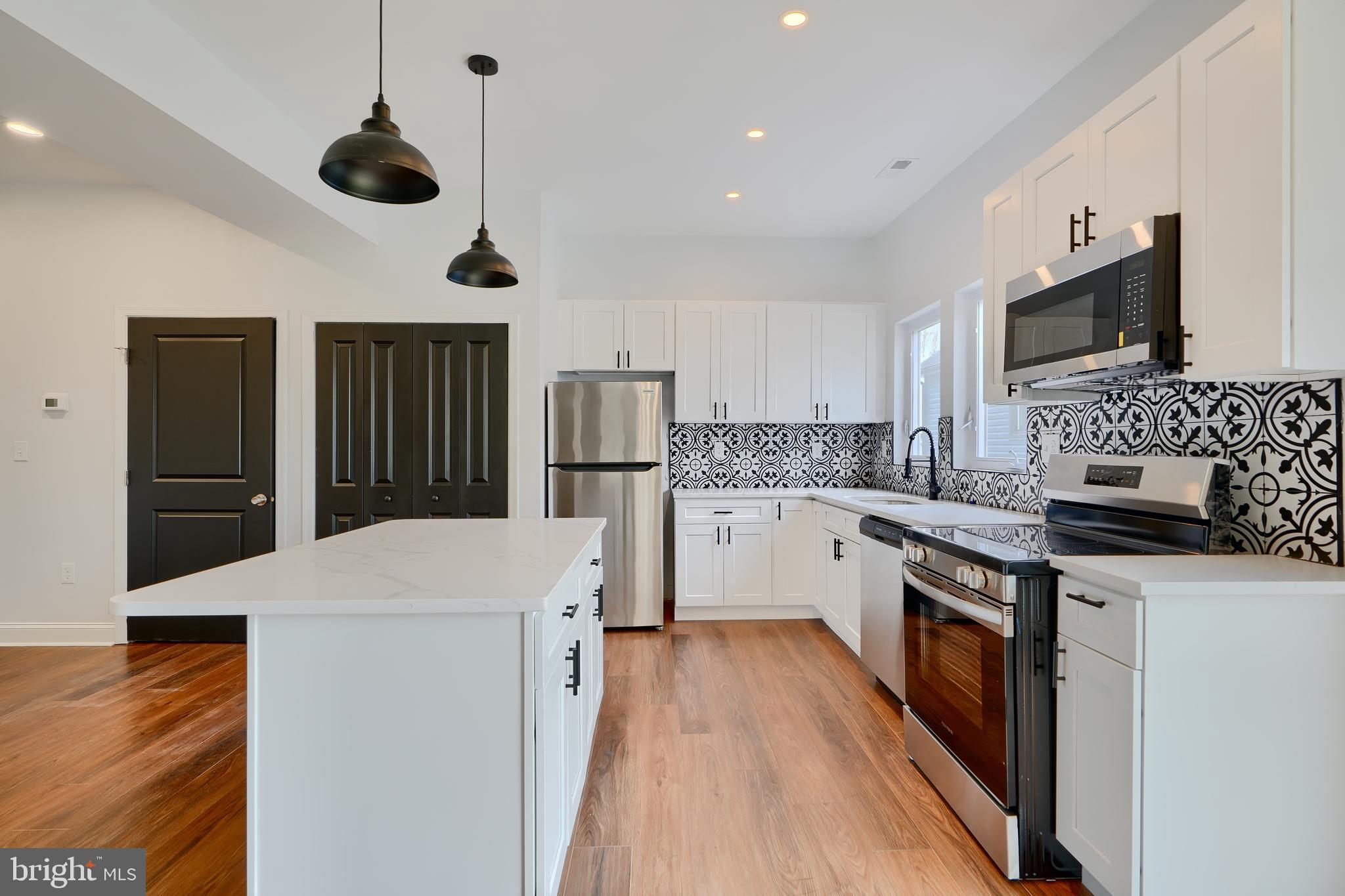 HAMPDEN HISTORIC DISTRICT - Residential Lease
