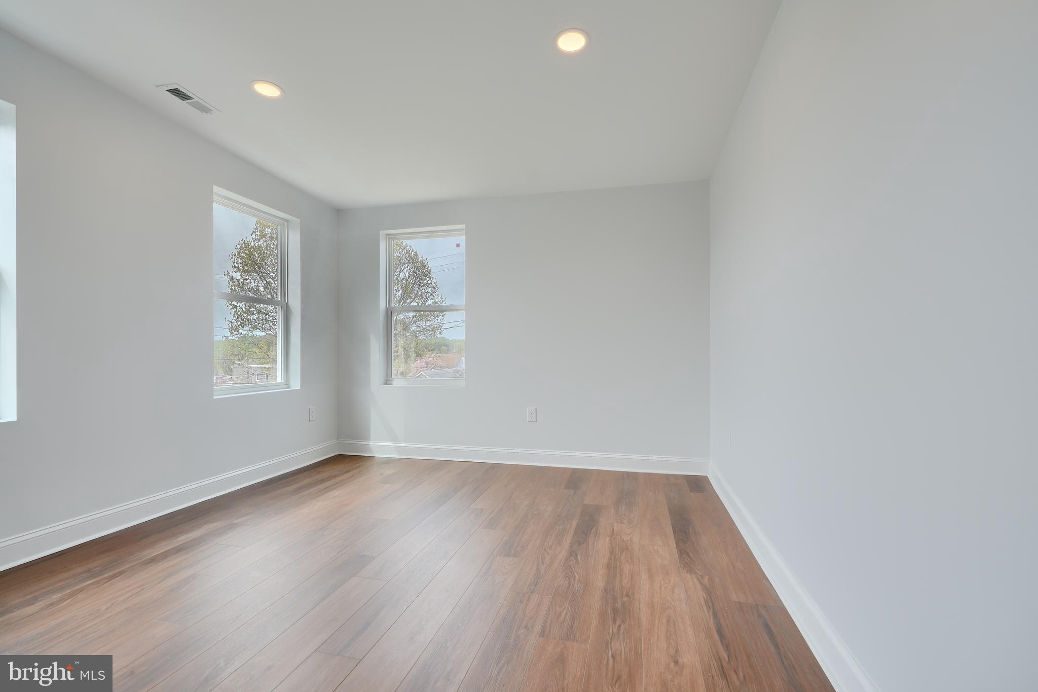 HAMPDEN HISTORIC DISTRICT - Residential Lease