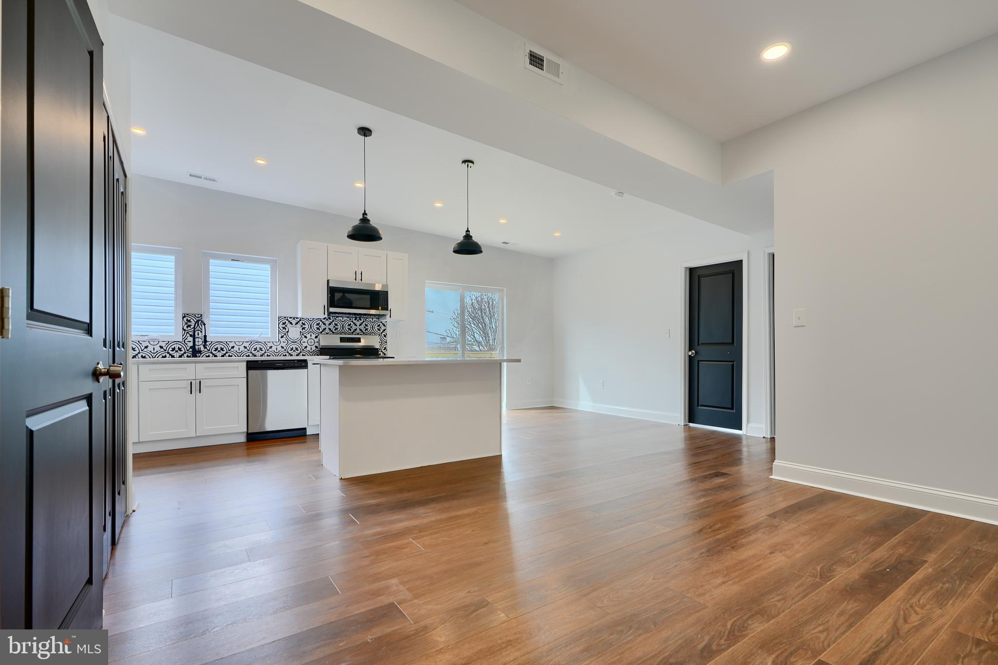HAMPDEN HISTORIC DISTRICT - Residential Lease