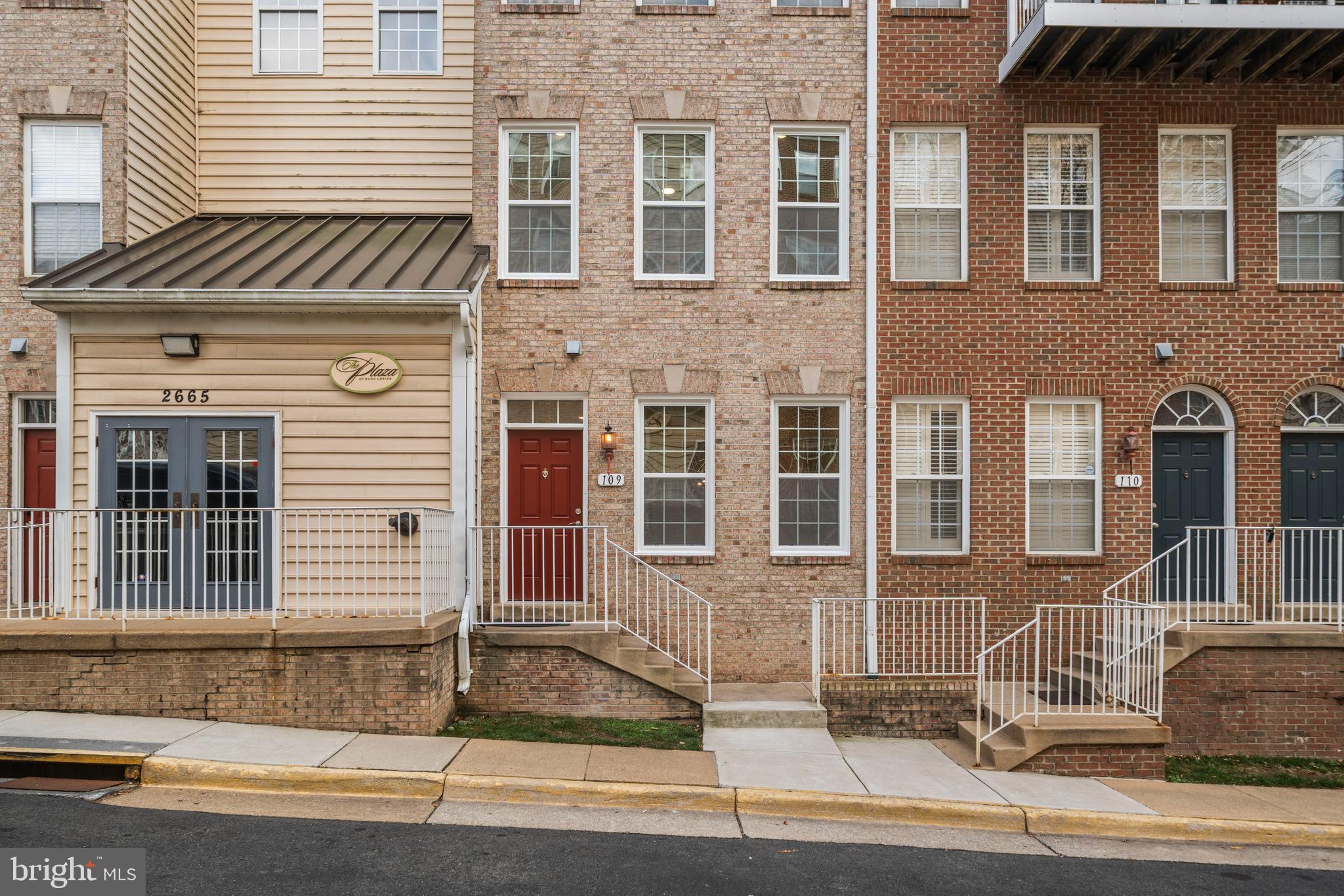 2665 MANHATTAN PLACE 109