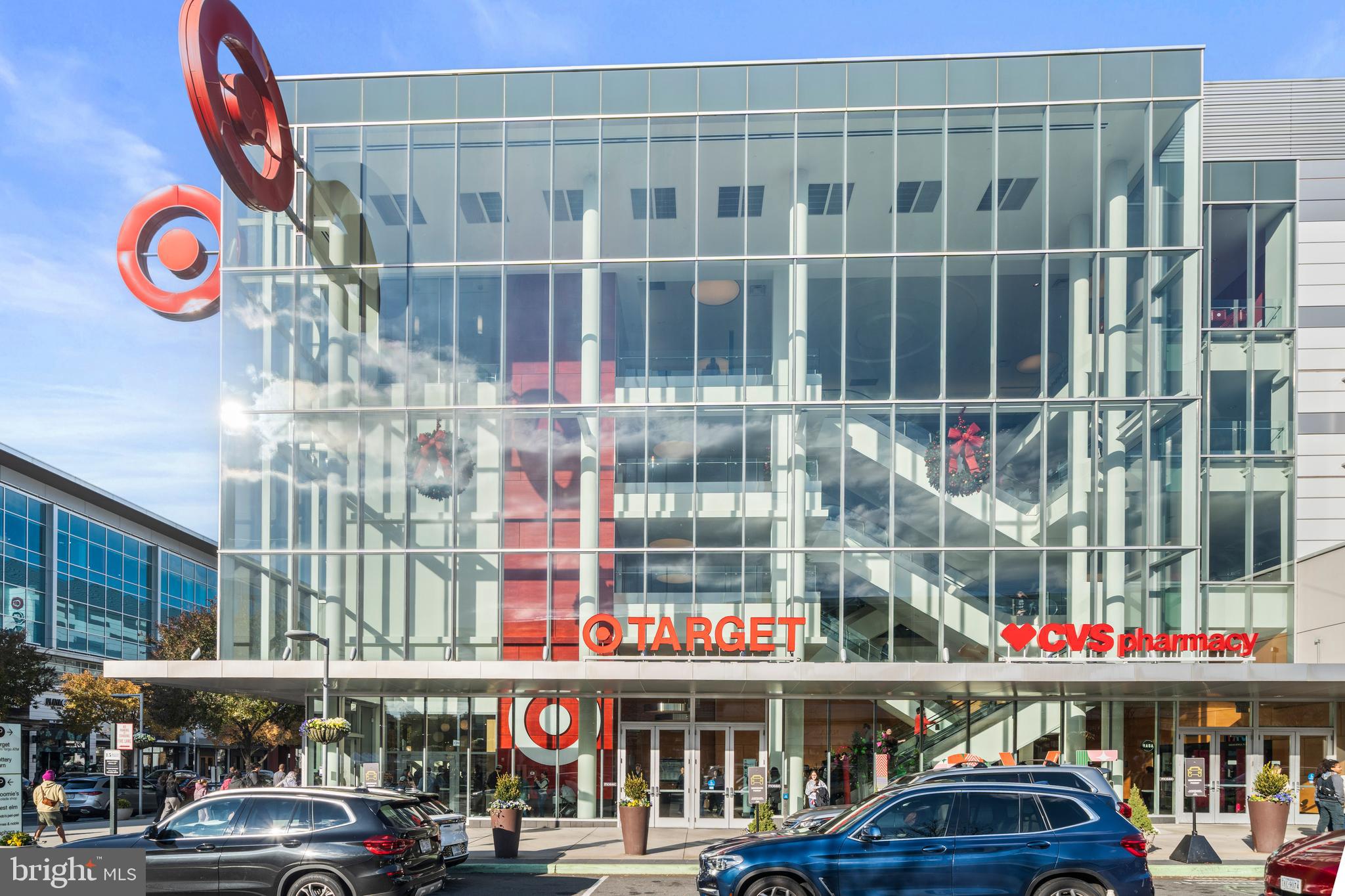 WESTBRIAR CONDOMINIUMS - Residential