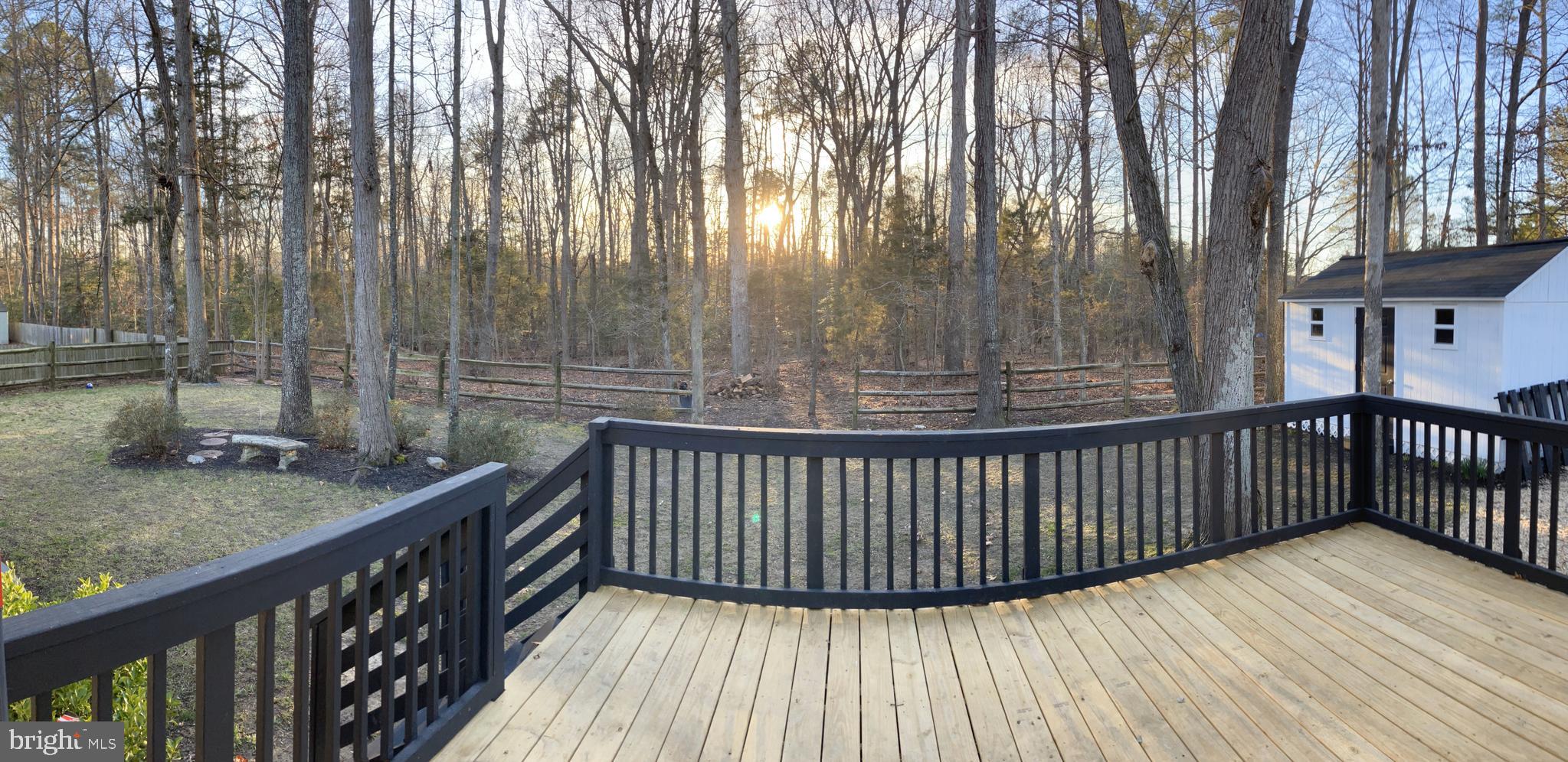 LAKE LAND OR - Residential Lease