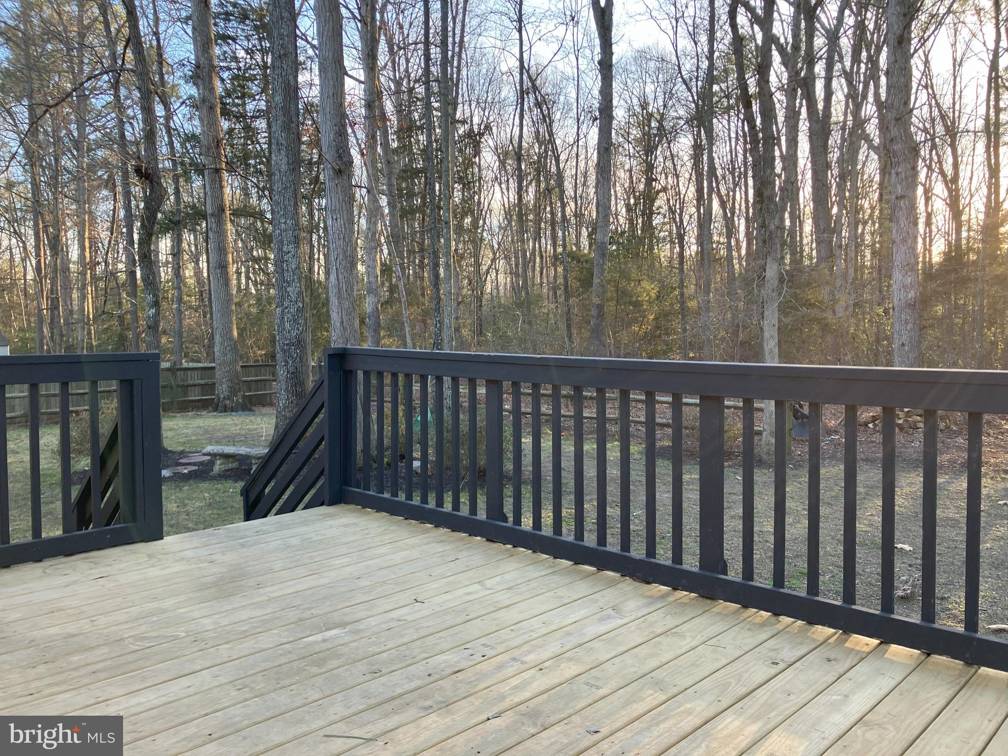 LAKE LAND OR - Residential Lease