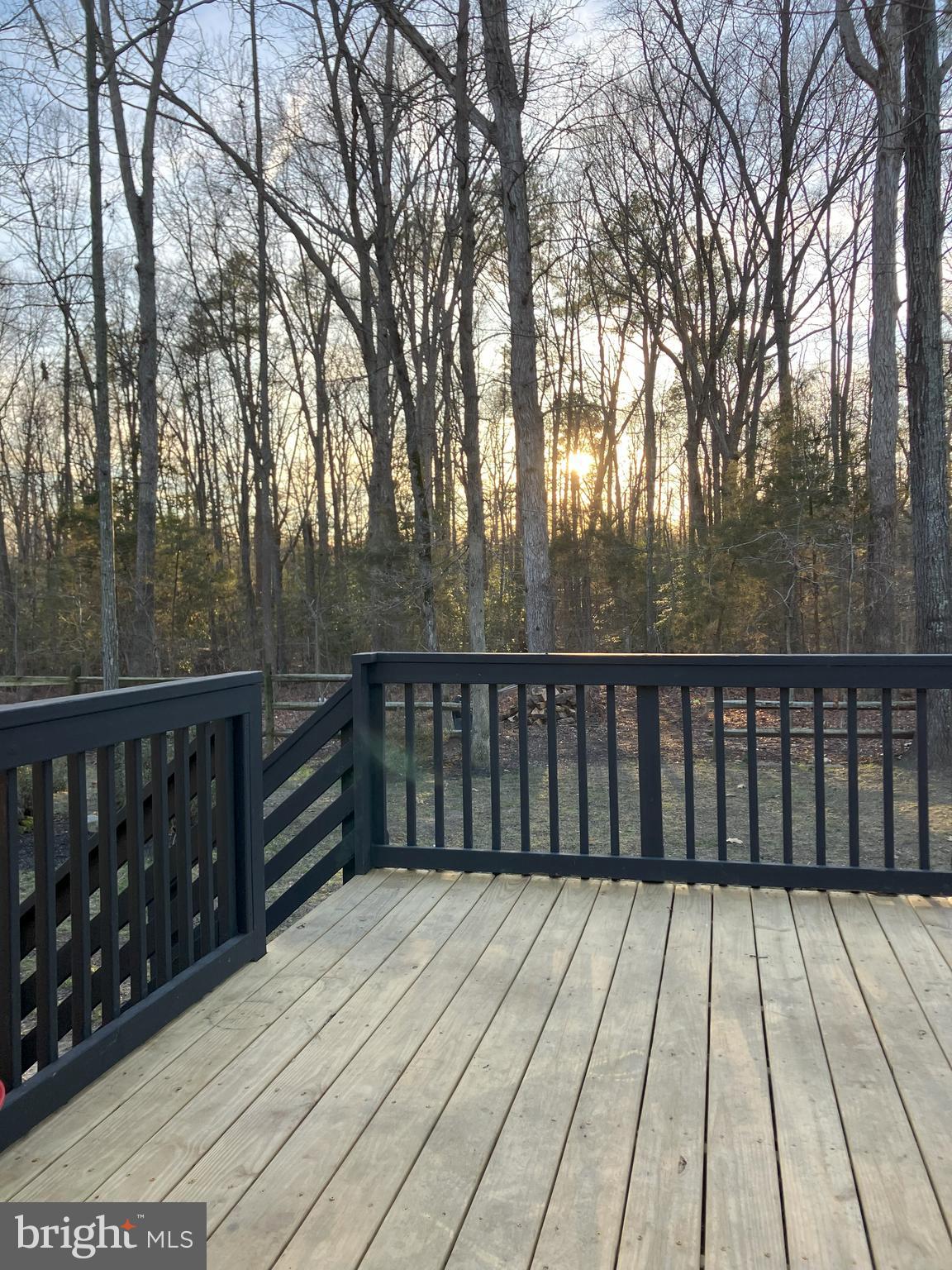 LAKE LAND OR - Residential Lease