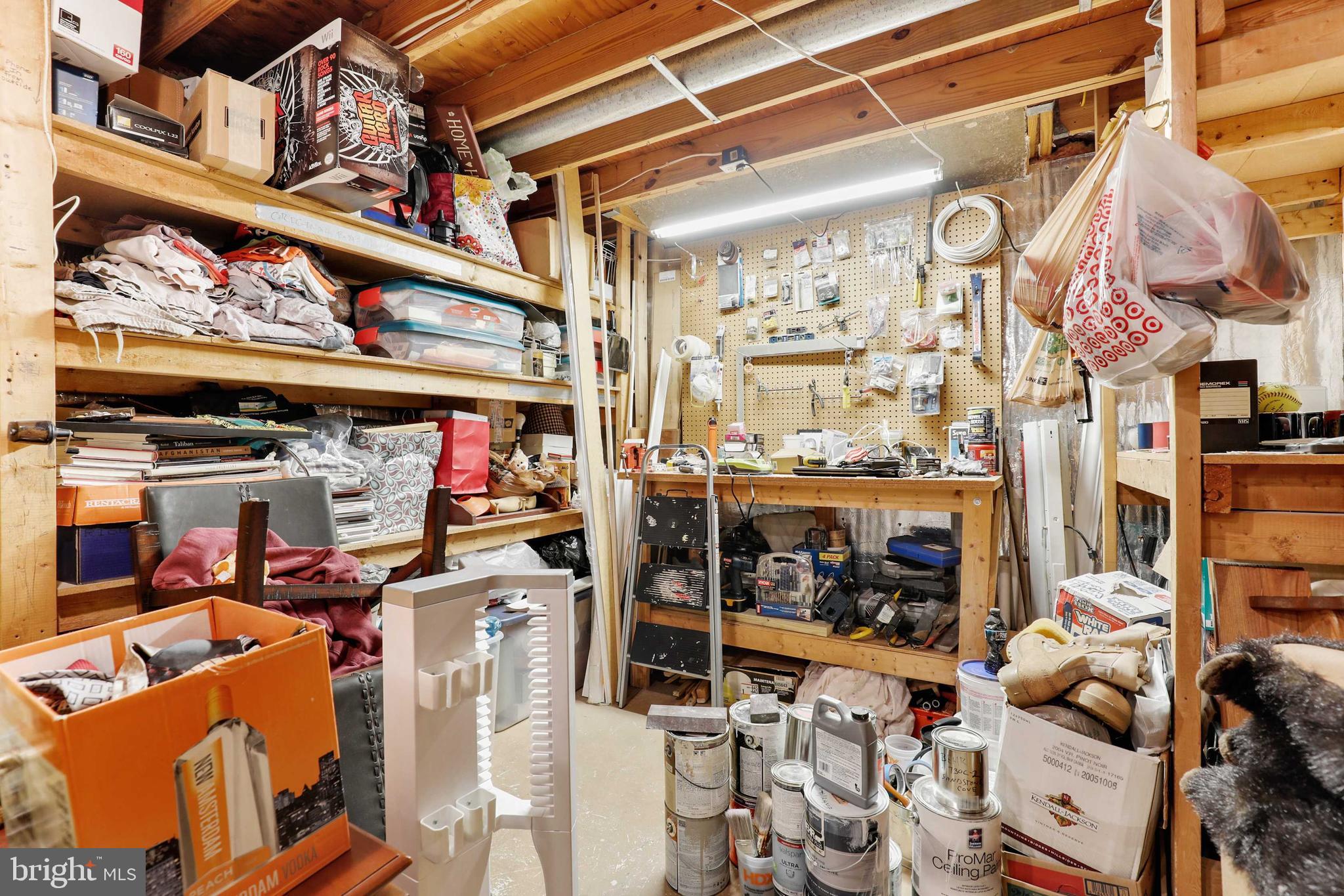 KINGS CONTRIVANCE - Residential