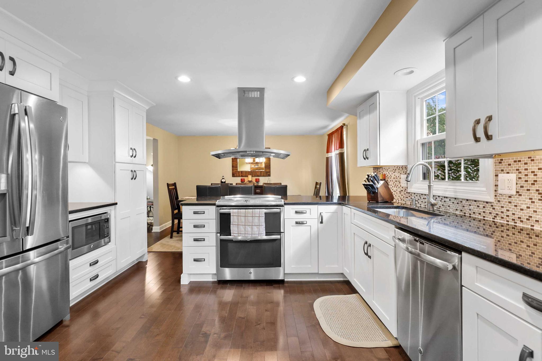 KINGS CONTRIVANCE - Residential