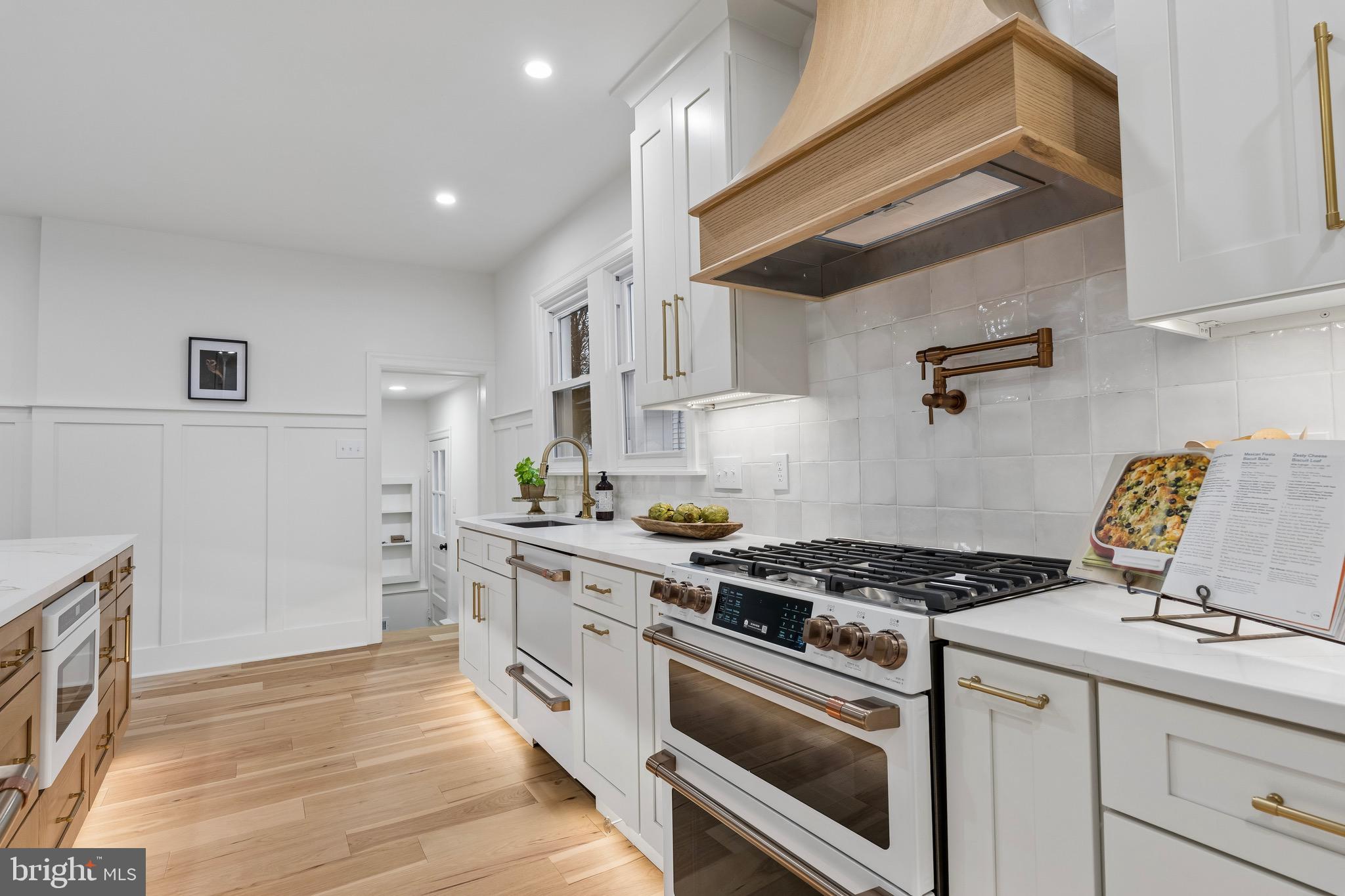 BROOKLINE - Residential