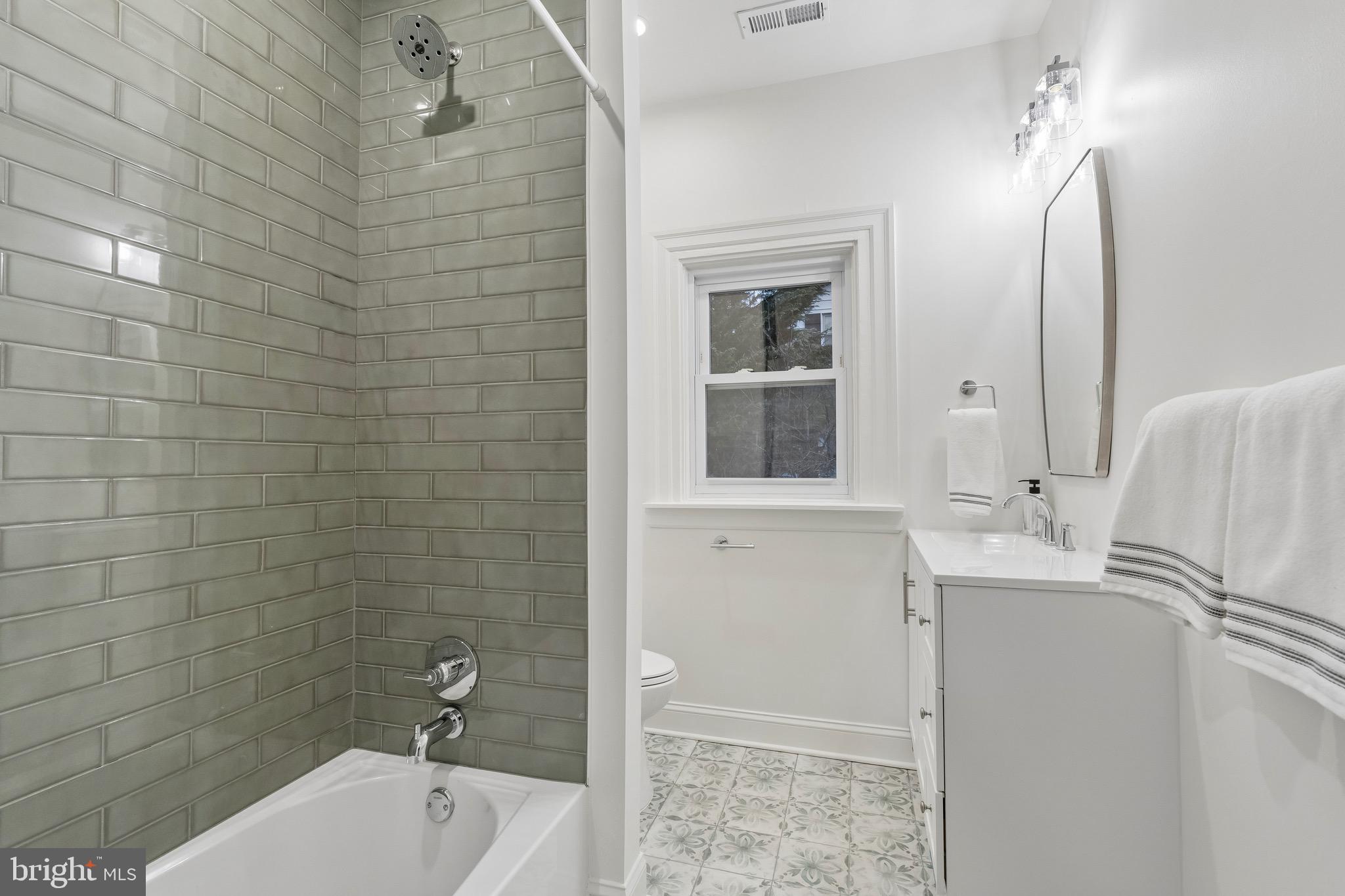 BROOKLINE - Residential