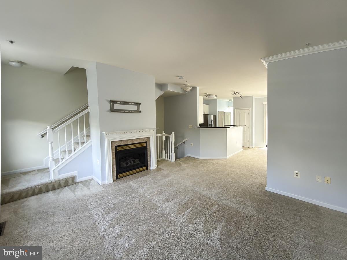 560 RHAPSODY COURT