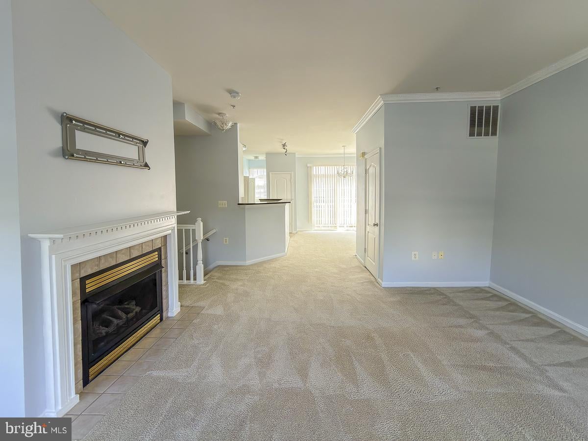 560 RHAPSODY COURT