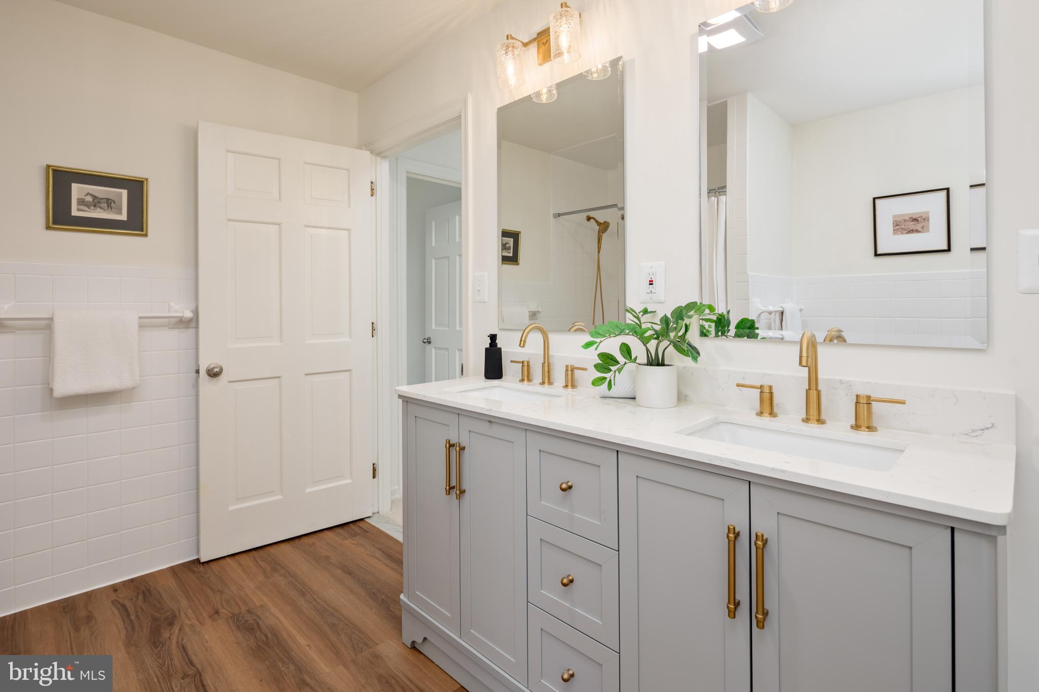 CHURCH HILL - Residential