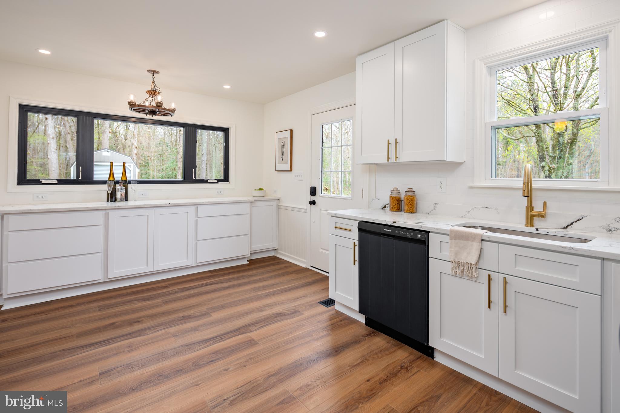 CHURCH HILL - Residential